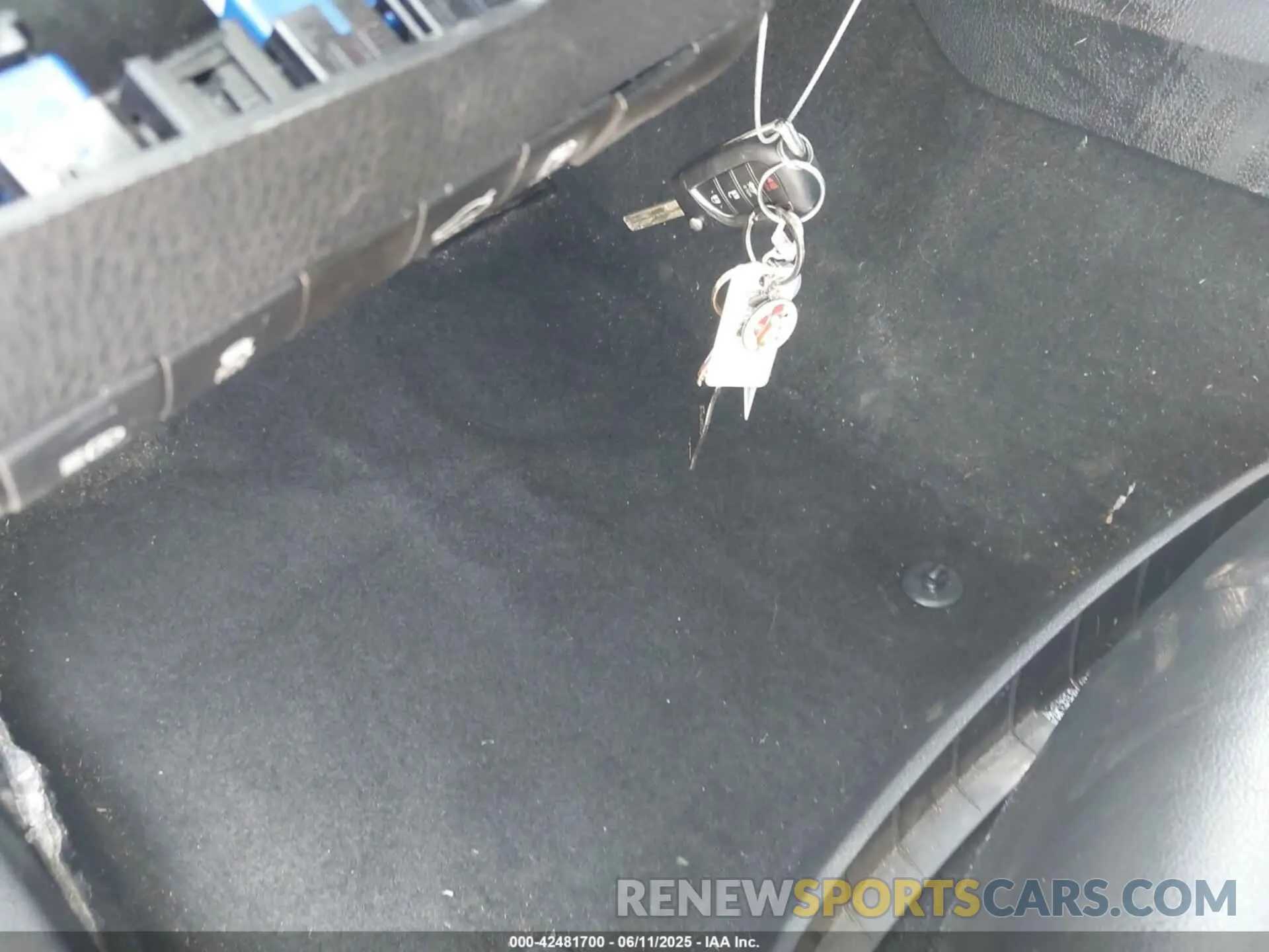 11 Photograph of a damaged car 4T1G11AKXMU551323 TOYOTA CAMRY 2021