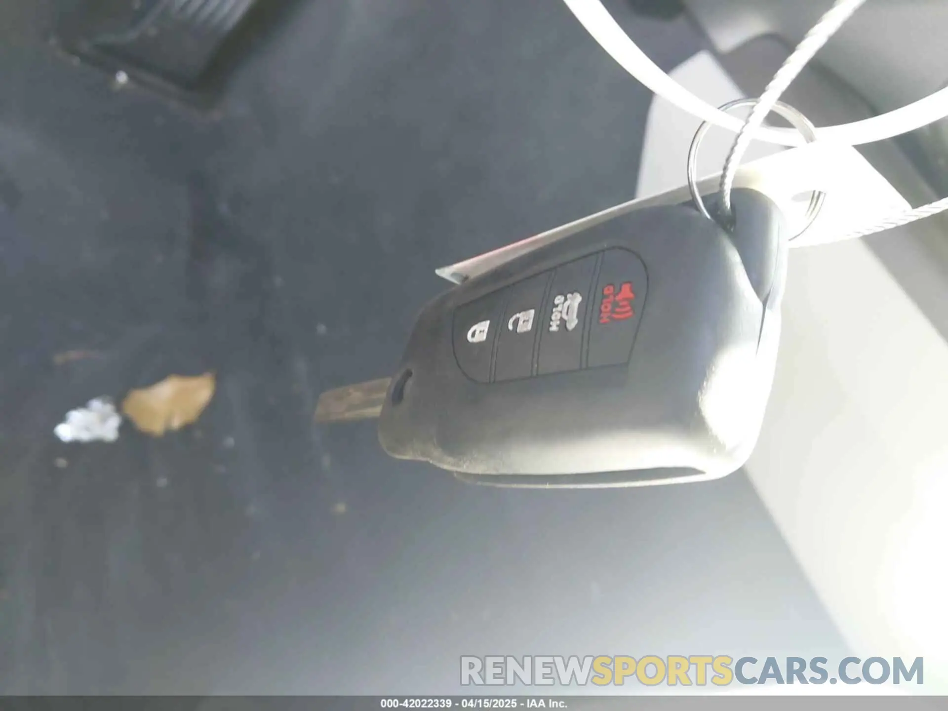11 Photograph of a damaged car 4T1G11AKXMU555341 TOYOTA CAMRY 2021