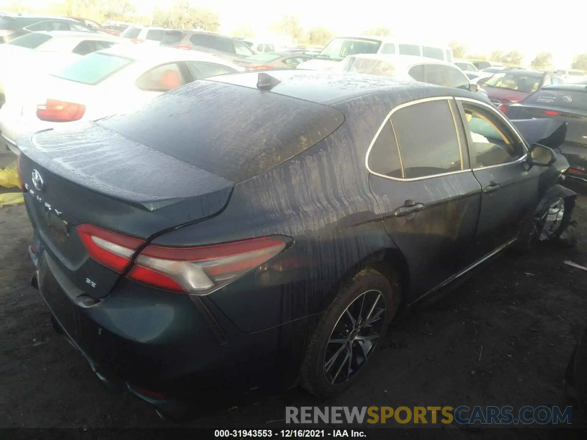 4 Photograph of a damaged car 4T1G11AKXMU560894 TOYOTA CAMRY 2021