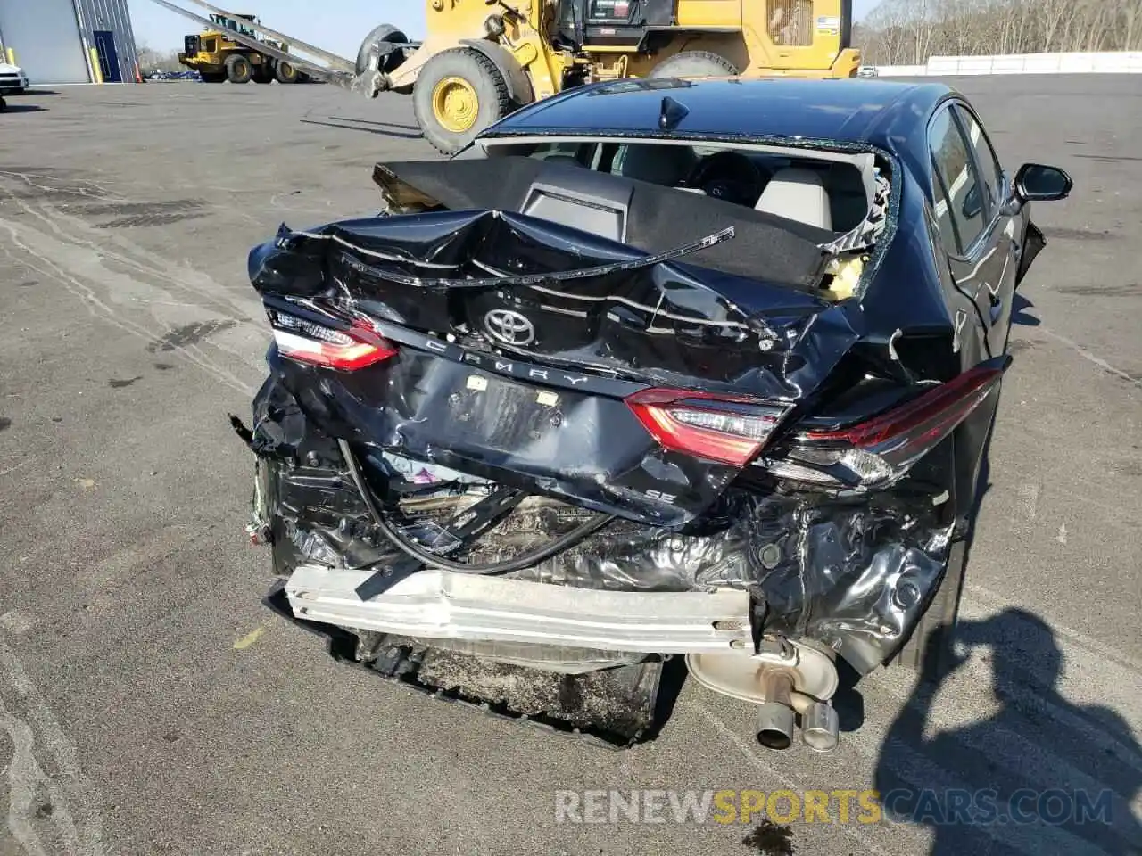 9 Photograph of a damaged car 4T1G11AKXMU566789 TOYOTA CAMRY 2021