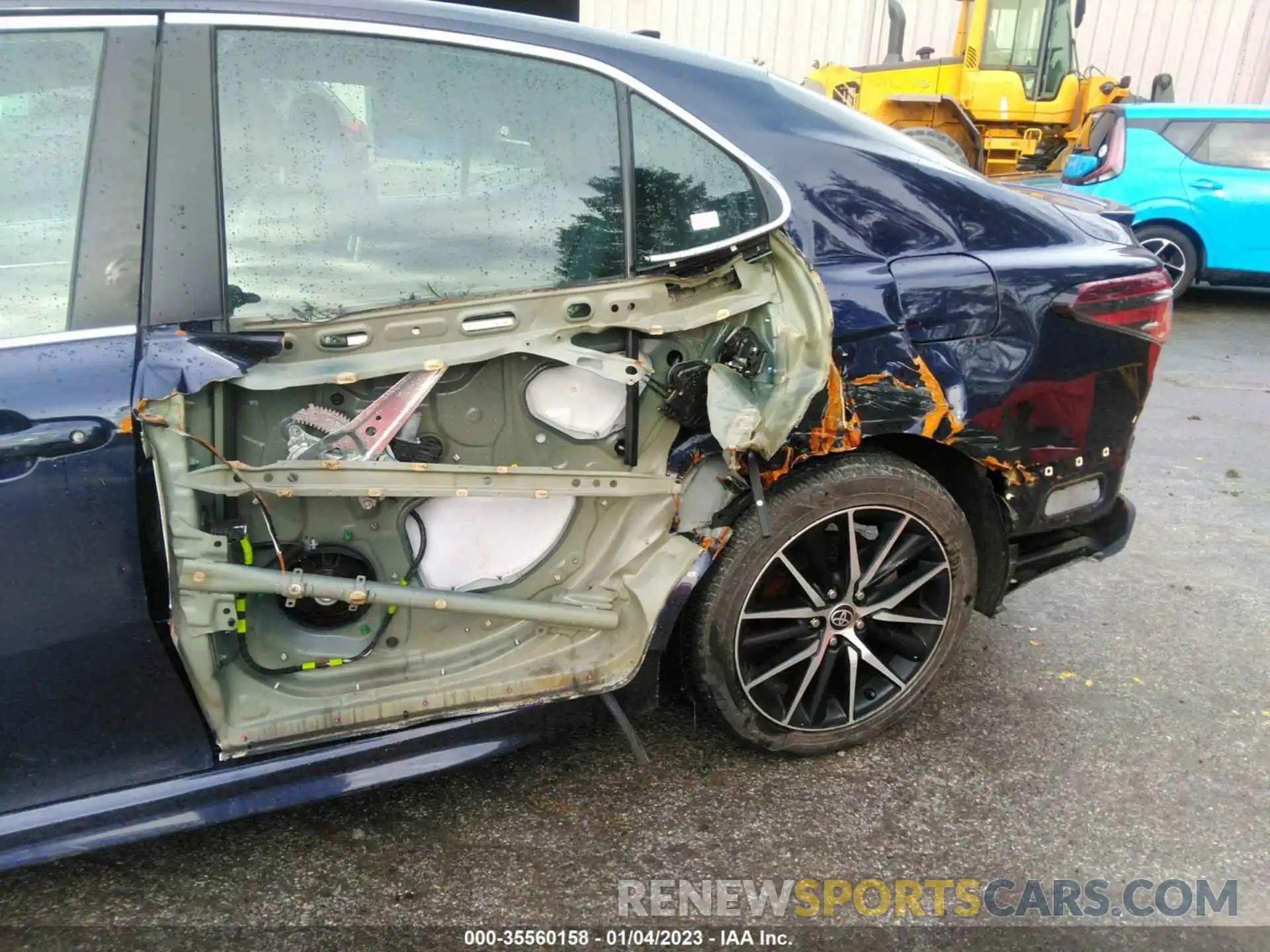 6 Photograph of a damaged car 4T1G11AKXMU578960 TOYOTA CAMRY 2021