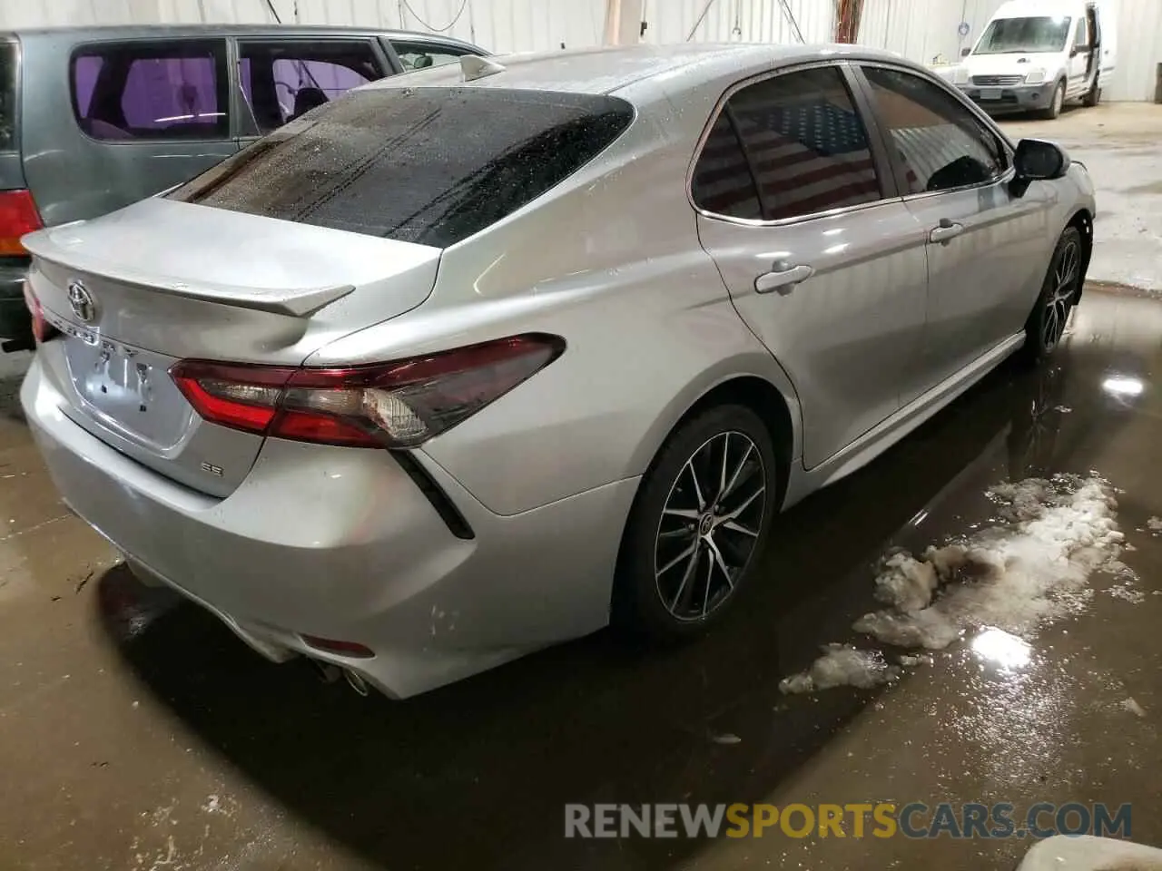 3 Photograph of a damaged car 4T1G11AKXMU579624 TOYOTA CAMRY 2021