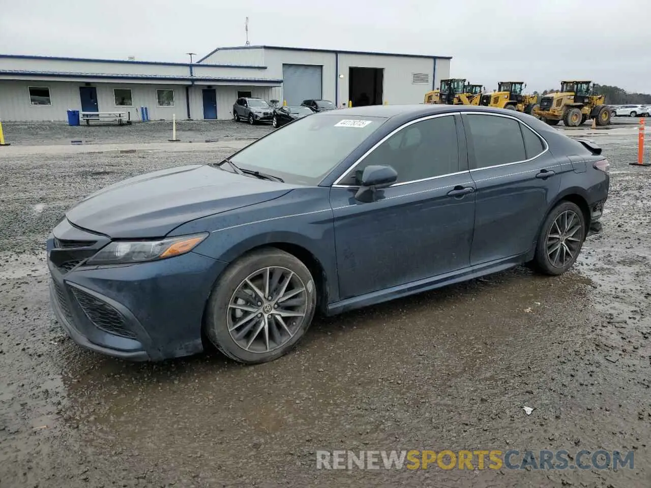 1 Photograph of a damaged car 4T1G11AKXMU580899 TOYOTA CAMRY 2021
