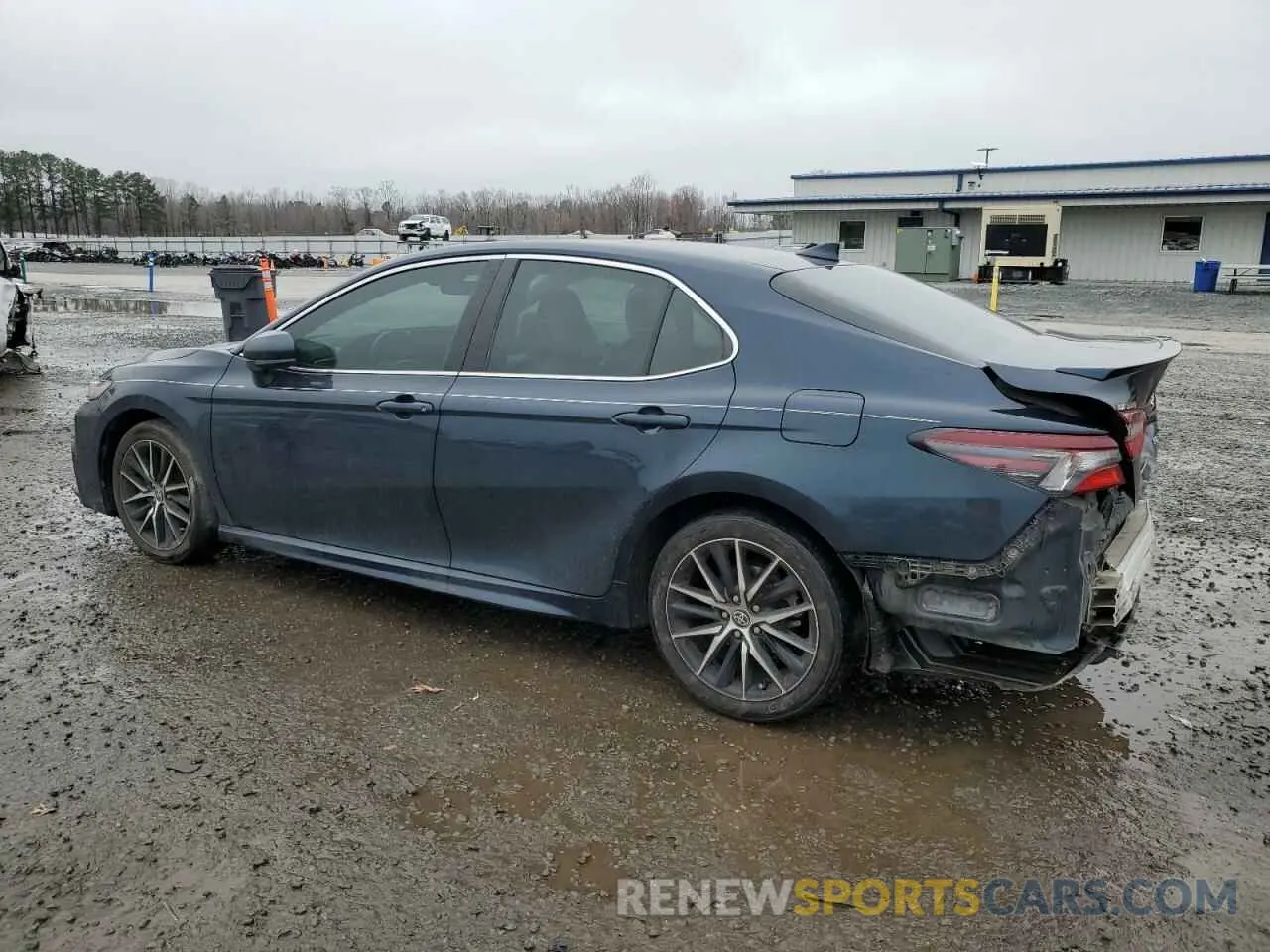 2 Photograph of a damaged car 4T1G11AKXMU580899 TOYOTA CAMRY 2021