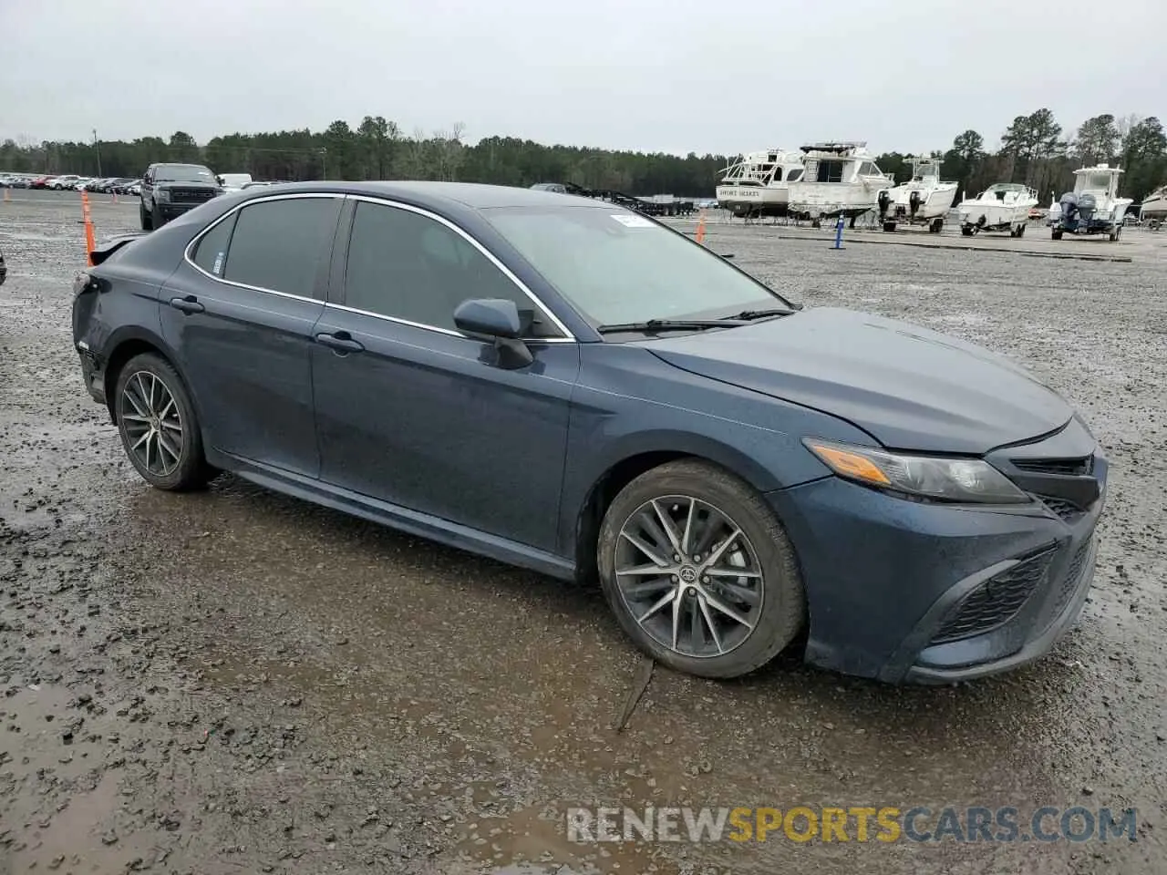 4 Photograph of a damaged car 4T1G11AKXMU580899 TOYOTA CAMRY 2021