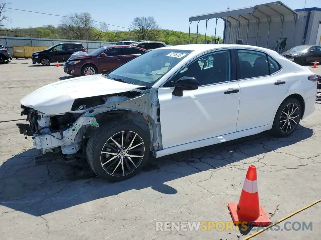 1 Photograph of a damaged car 4T1G11AKXMU585956 TOYOTA CAMRY 2021