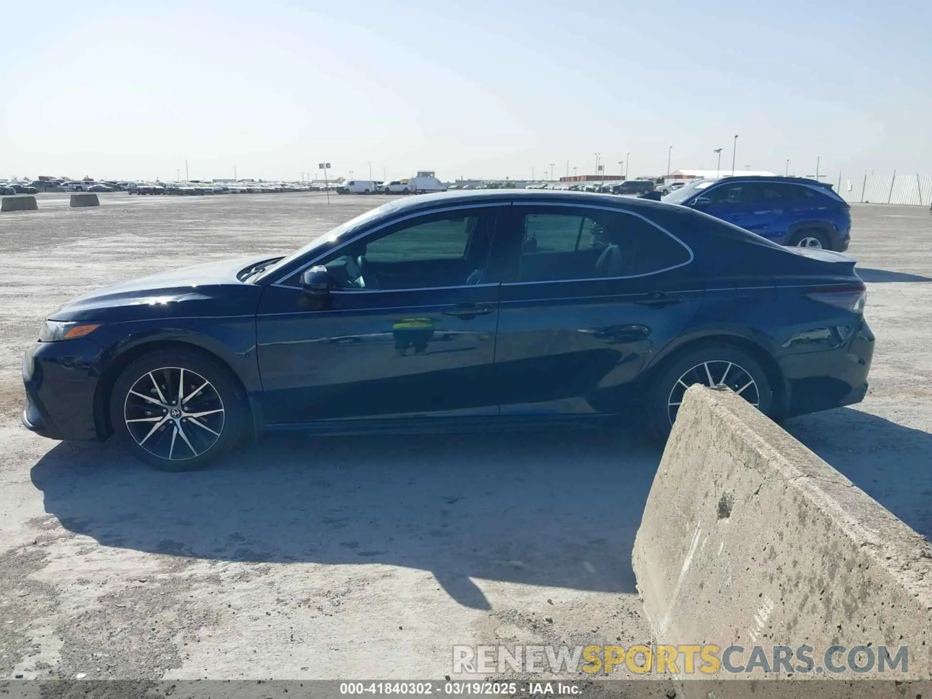 14 Photograph of a damaged car 4T1G11AKXMU609897 TOYOTA CAMRY 2021