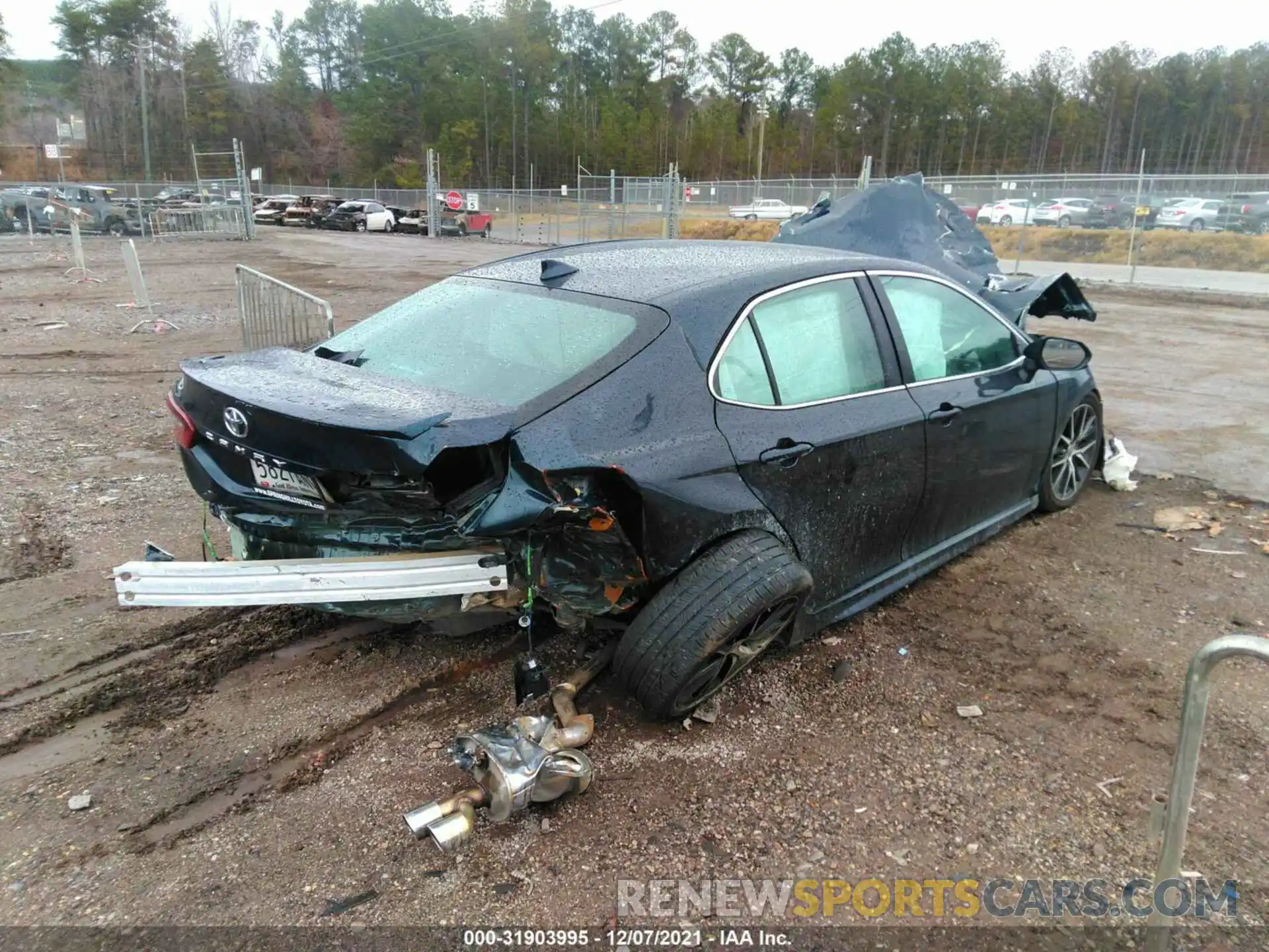 4 Photograph of a damaged car 4T1G11AL8MU431908 TOYOTA CAMRY 2021