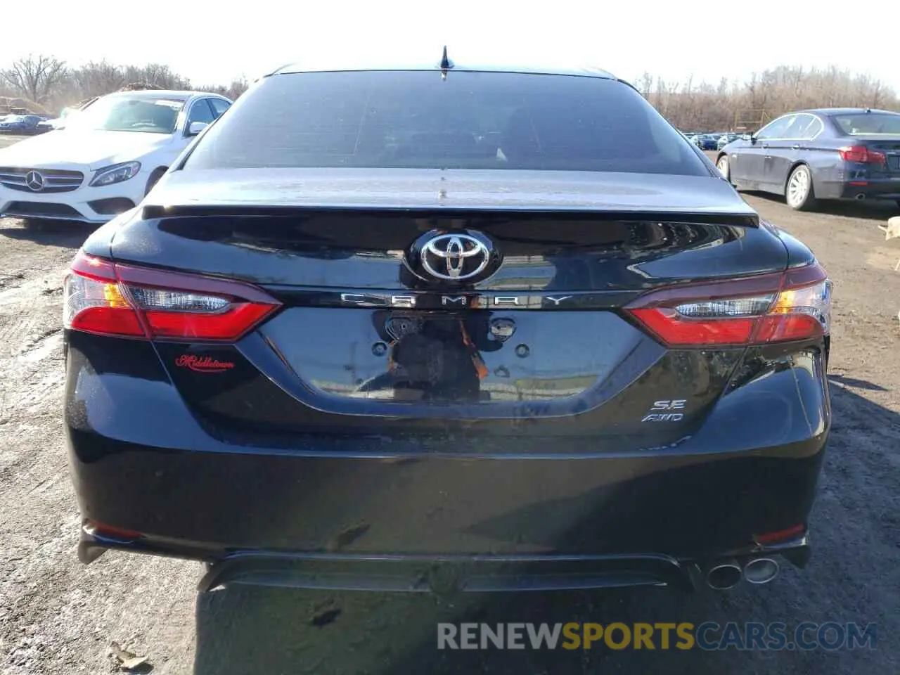6 Photograph of a damaged car 4T1G11BK0MU022980 TOYOTA CAMRY 2021