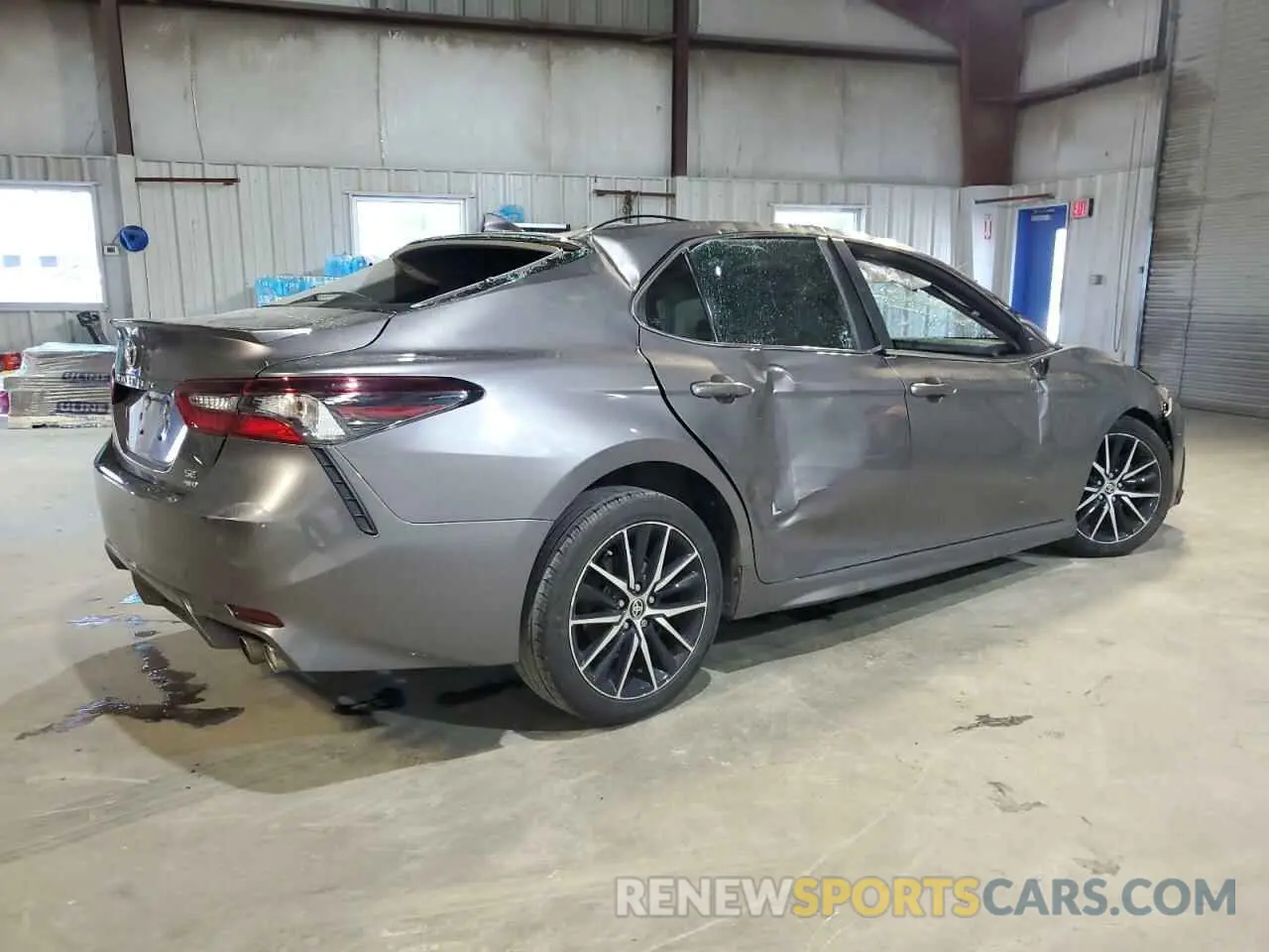 3 Photograph of a damaged car 4T1G11BK0MU034157 TOYOTA CAMRY 2021
