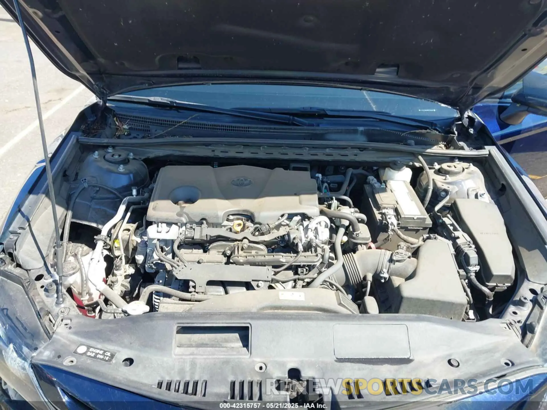 10 Photograph of a damaged car 4T1G11BK0MU035020 TOYOTA CAMRY 2021