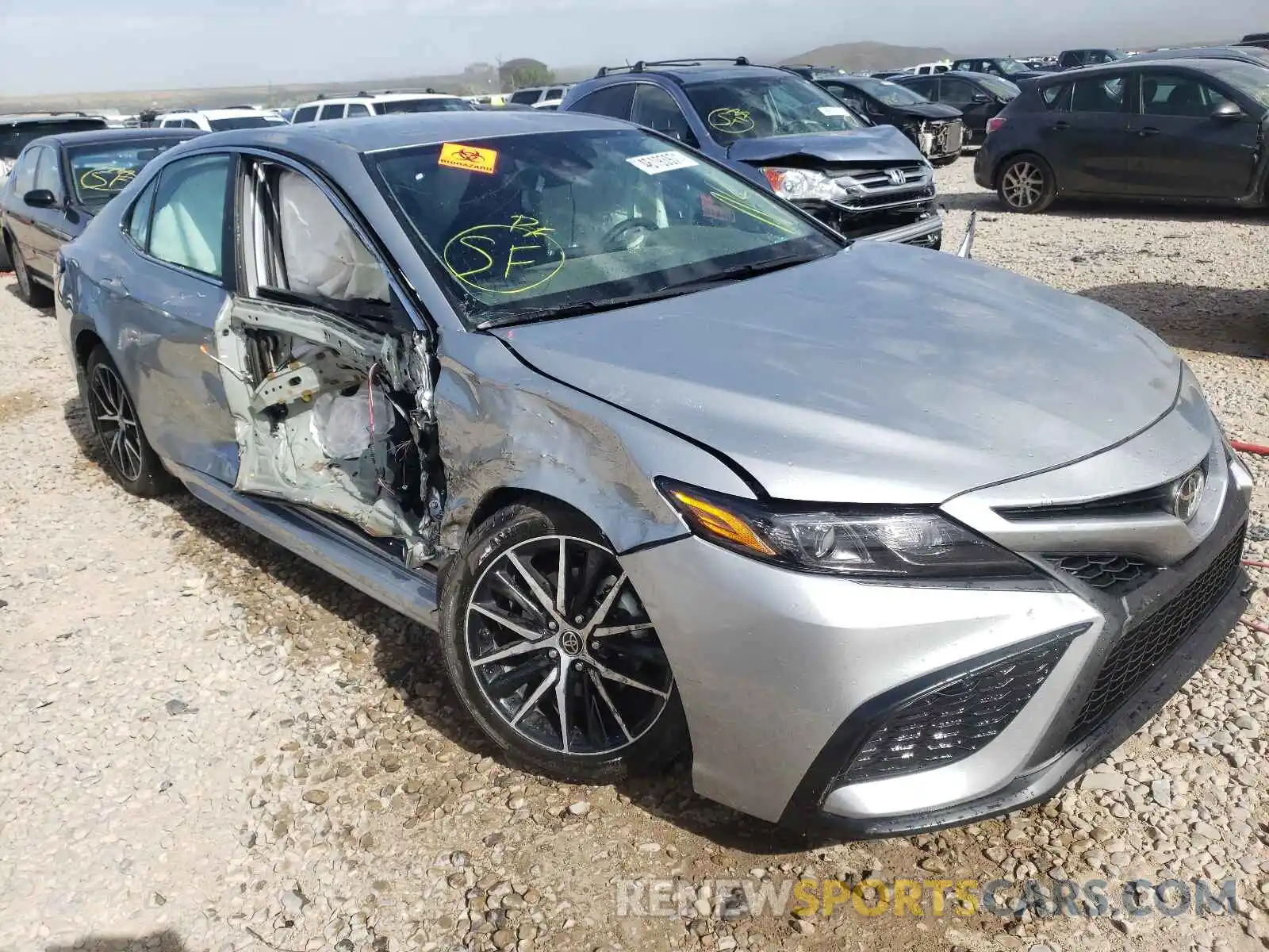 1 Photograph of a damaged car 4T1G11BK1MU023118 TOYOTA CAMRY 2021