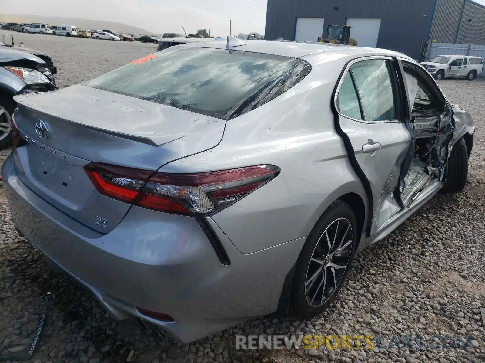 4 Photograph of a damaged car 4T1G11BK1MU023118 TOYOTA CAMRY 2021