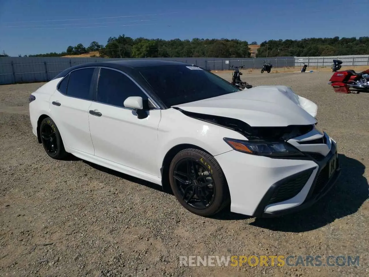 4 Photograph of a damaged car 4T1G11BK2MU021202 TOYOTA CAMRY 2021