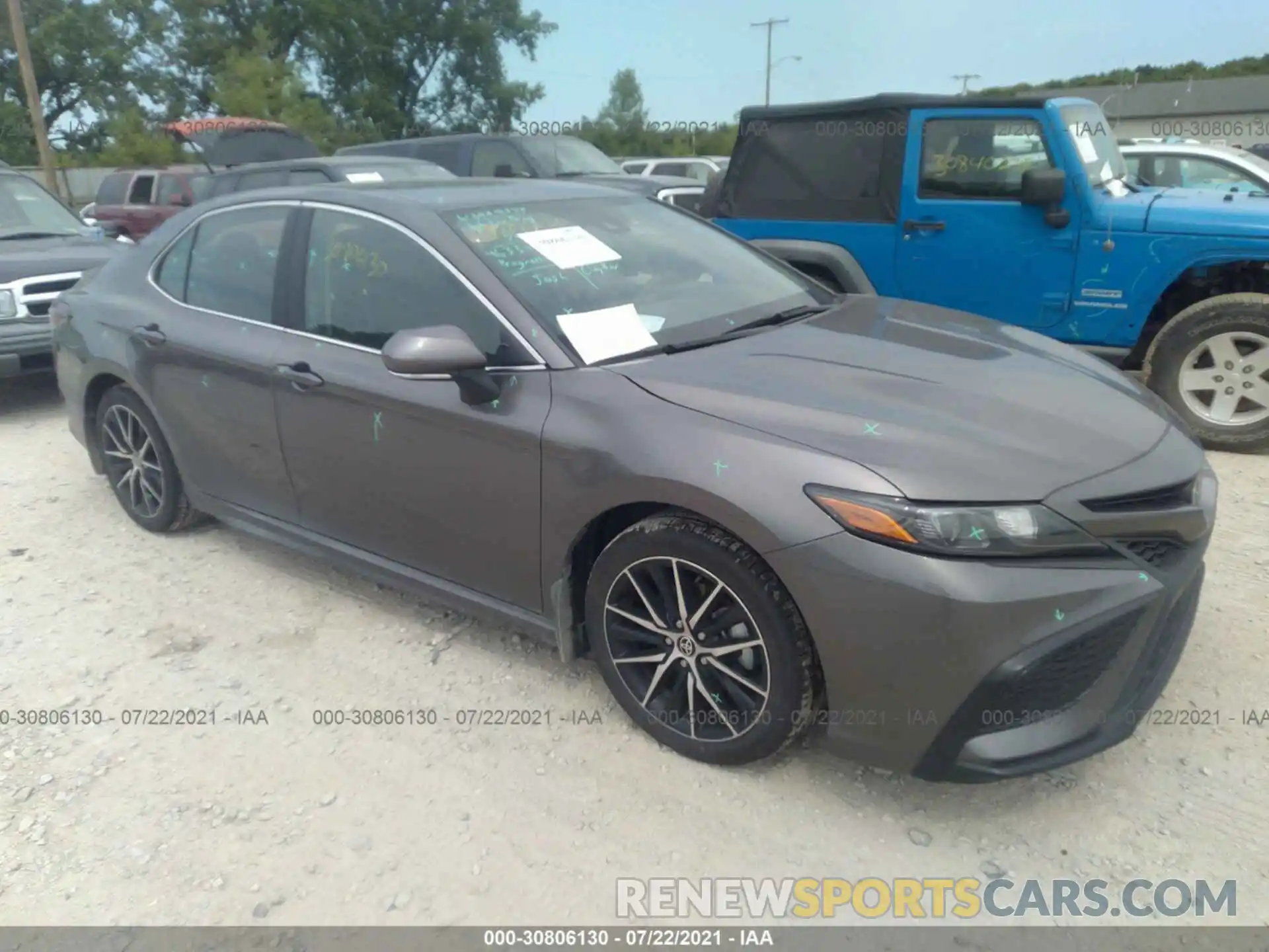 1 Photograph of a damaged car 4T1G11BK2MU027730 TOYOTA CAMRY 2021