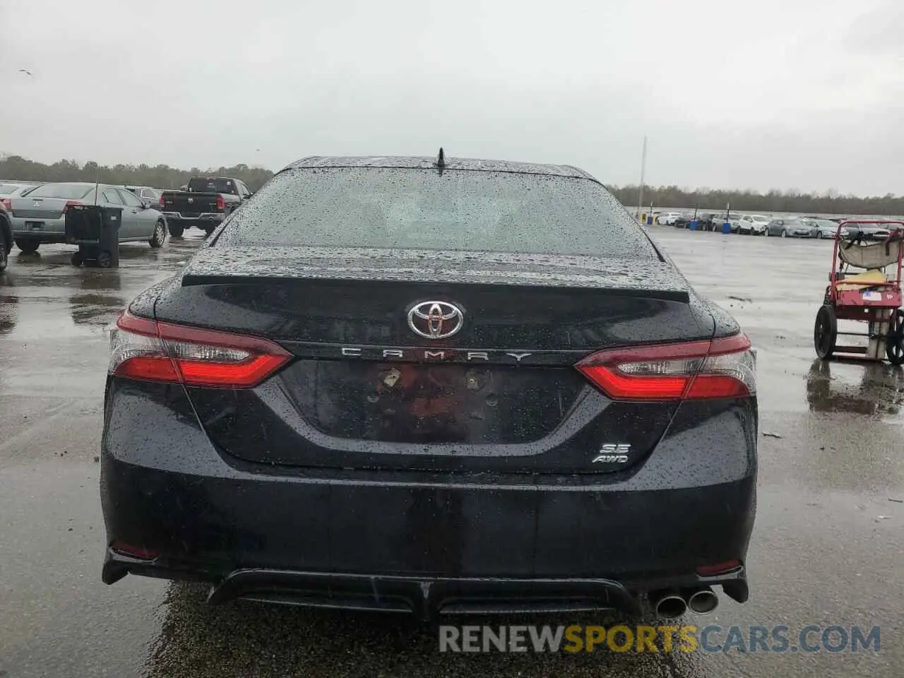 6 Photograph of a damaged car 4T1G11BK2MU045418 TOYOTA CAMRY 2021