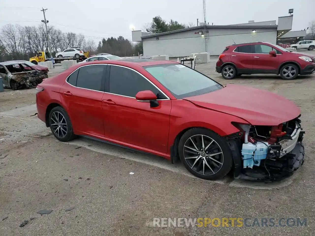 4 Photograph of a damaged car 4T1G11BK3MU026148 TOYOTA CAMRY 2021