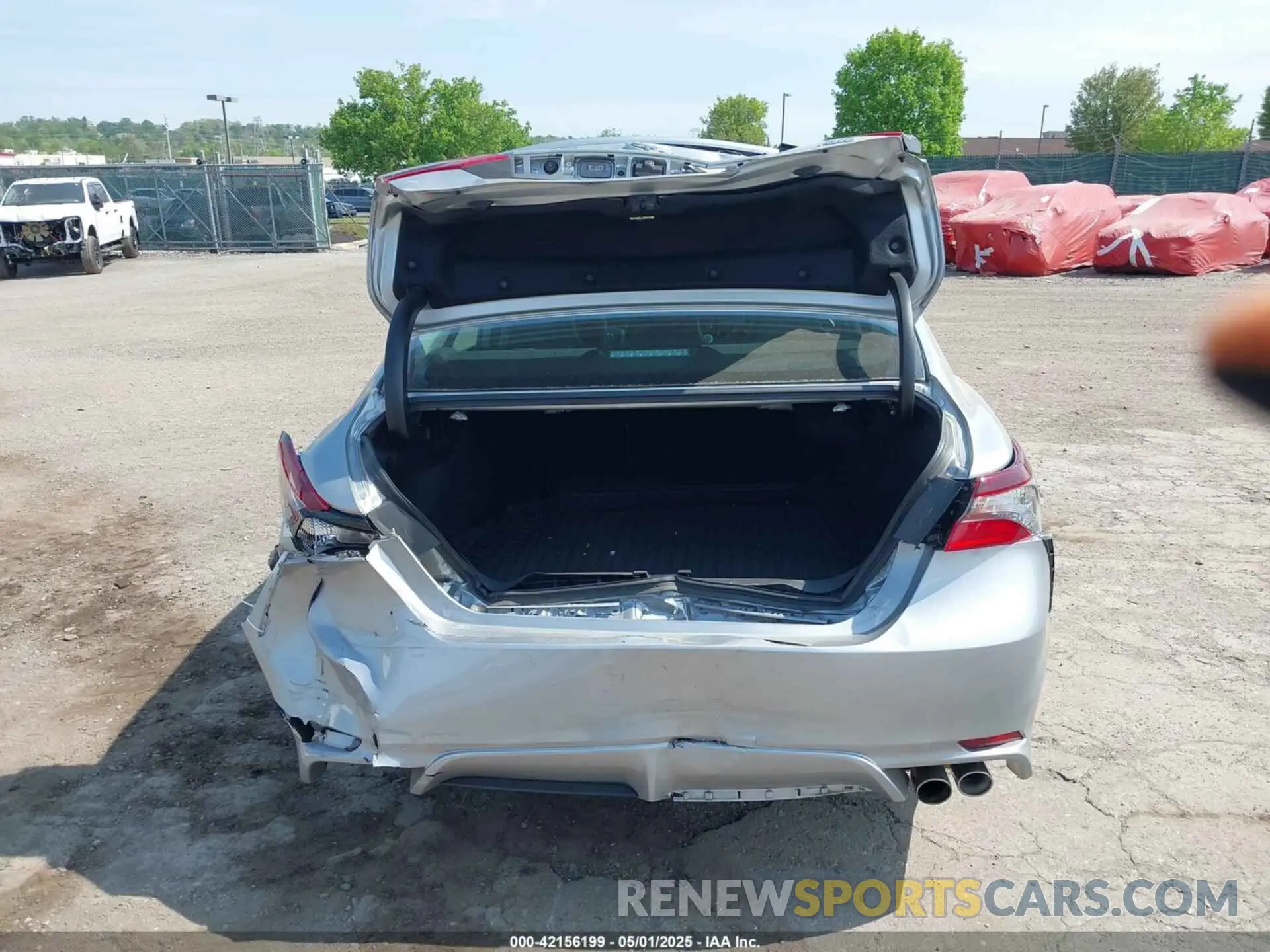17 Photograph of a damaged car 4T1G11BK4MU033349 TOYOTA CAMRY 2021