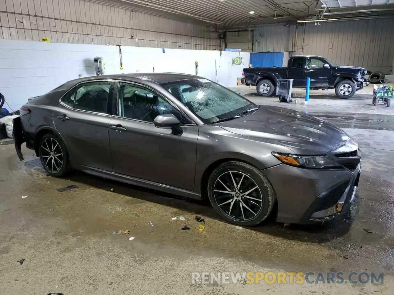 4 Photograph of a damaged car 4T1G11BK4MU044058 TOYOTA CAMRY 2021