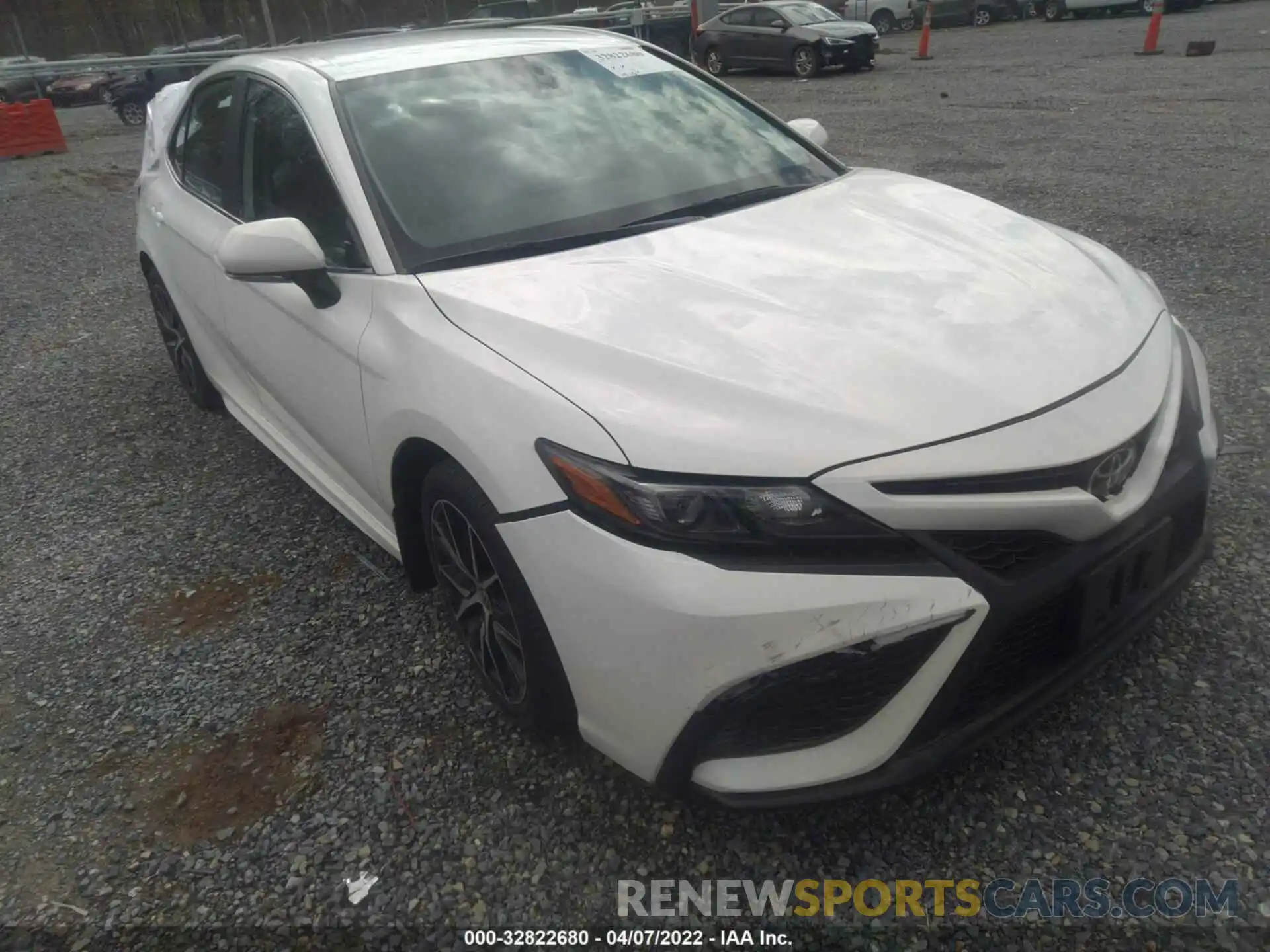 1 Photograph of a damaged car 4T1G11BK5MU028614 TOYOTA CAMRY 2021