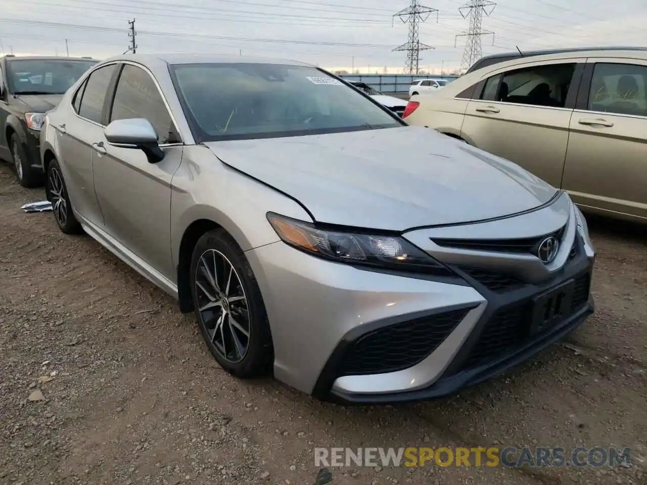 1 Photograph of a damaged car 4T1G11BK5MU028631 TOYOTA CAMRY 2021