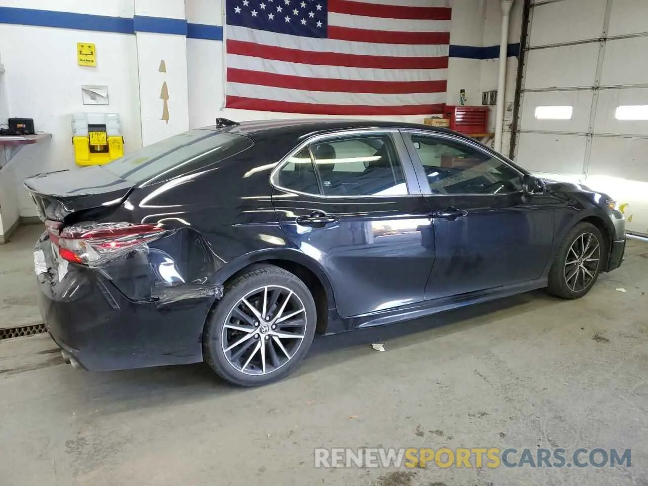 3 Photograph of a damaged car 4T1G11BK5MU029651 TOYOTA CAMRY 2021