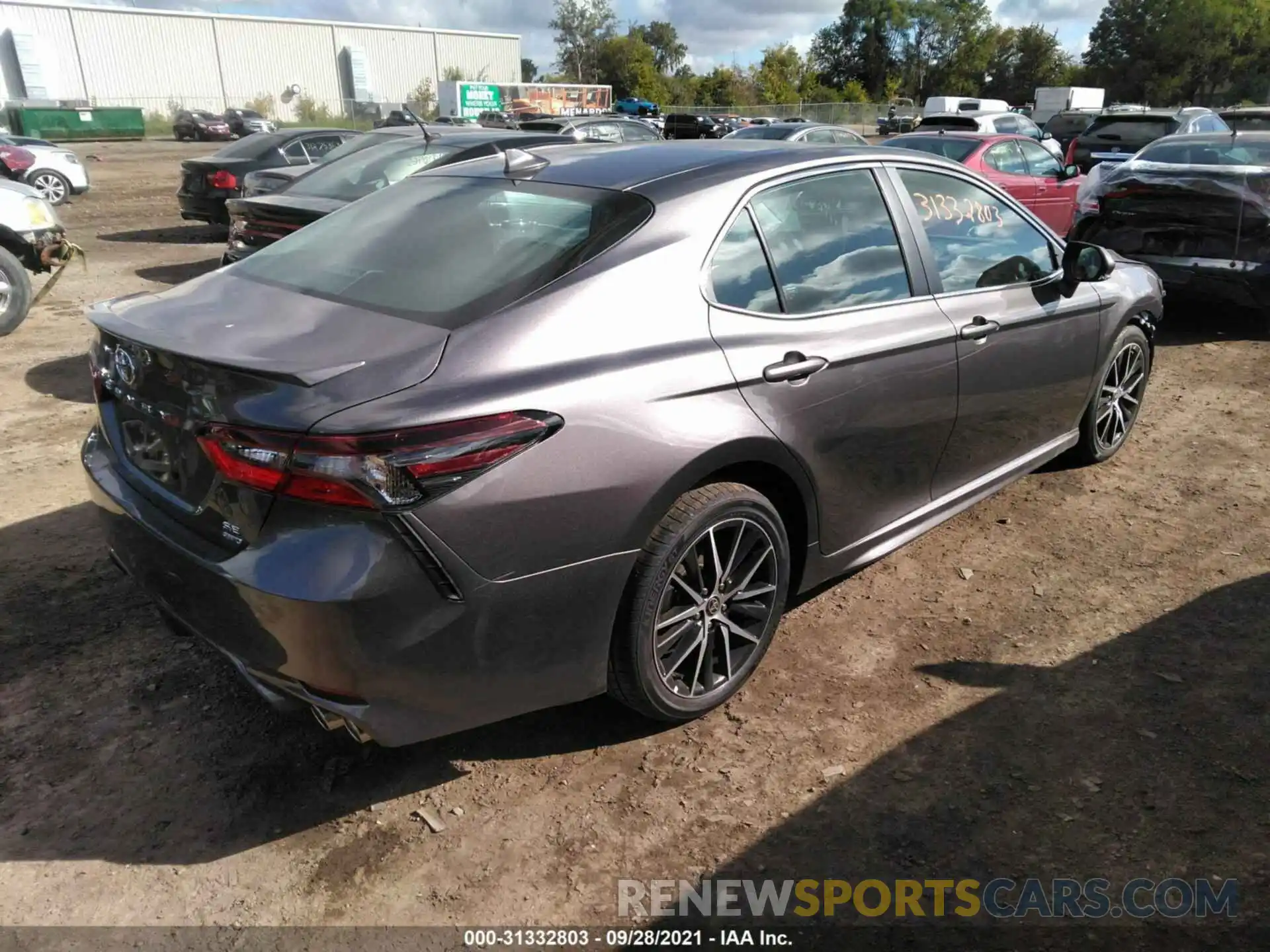 4 Photograph of a damaged car 4T1G11BK5MU046188 TOYOTA CAMRY 2021