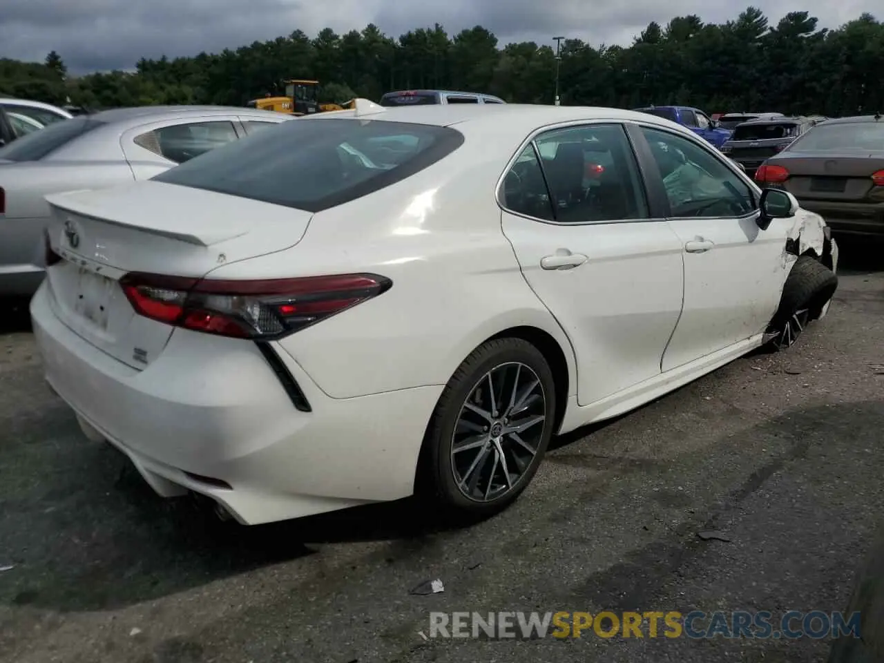 3 Photograph of a damaged car 4T1G11BK6MU036690 TOYOTA CAMRY 2021