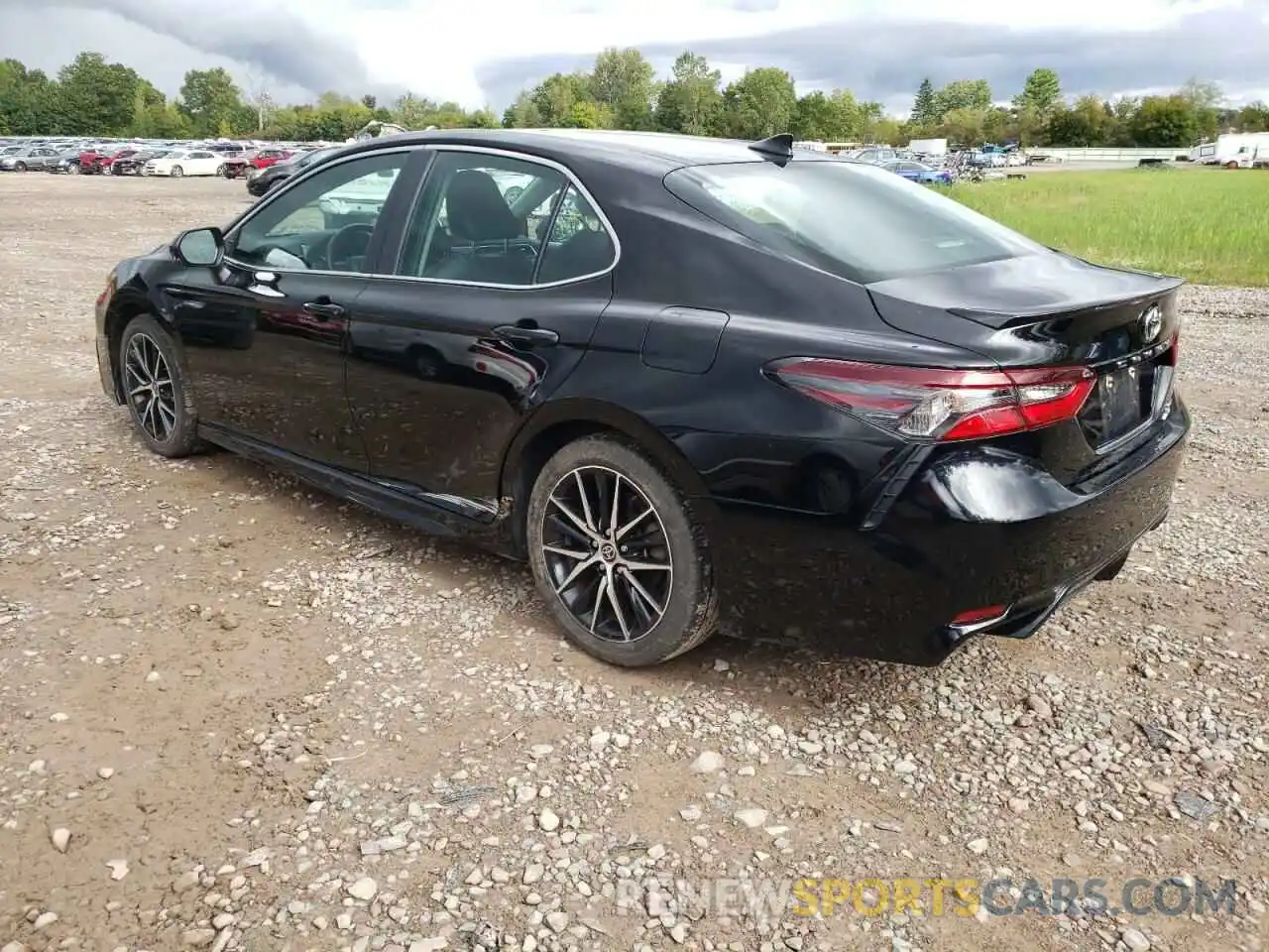 9 Photograph of a damaged car 4T1G11BK8MU036724 TOYOTA CAMRY 2021