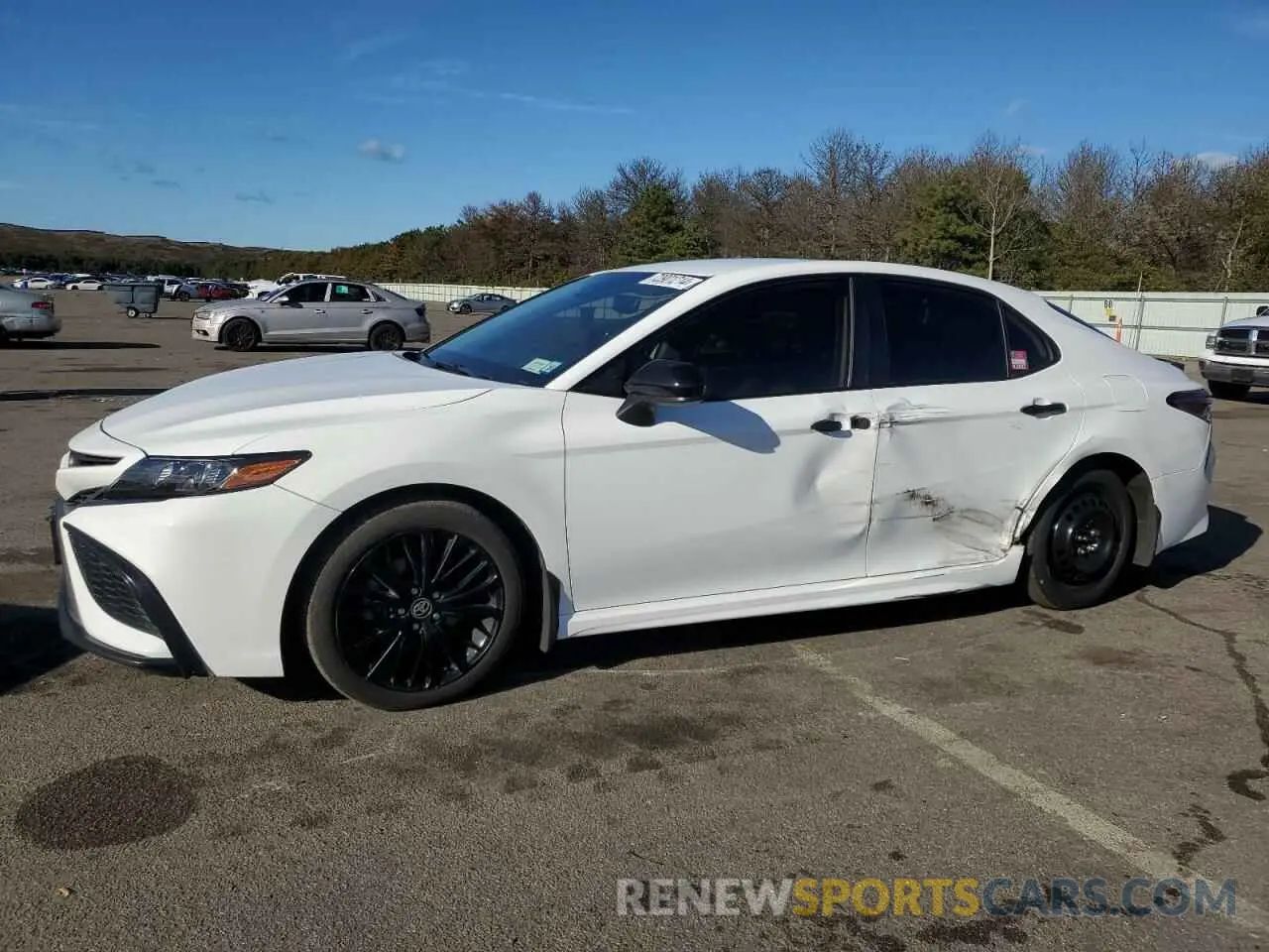 1 Photograph of a damaged car 4T1G11BK9MU025733 TOYOTA CAMRY 2021
