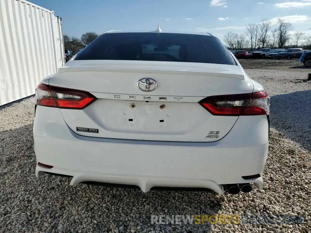 6 Photograph of a damaged car 4T1G11BKXMU023943 TOYOTA CAMRY 2021