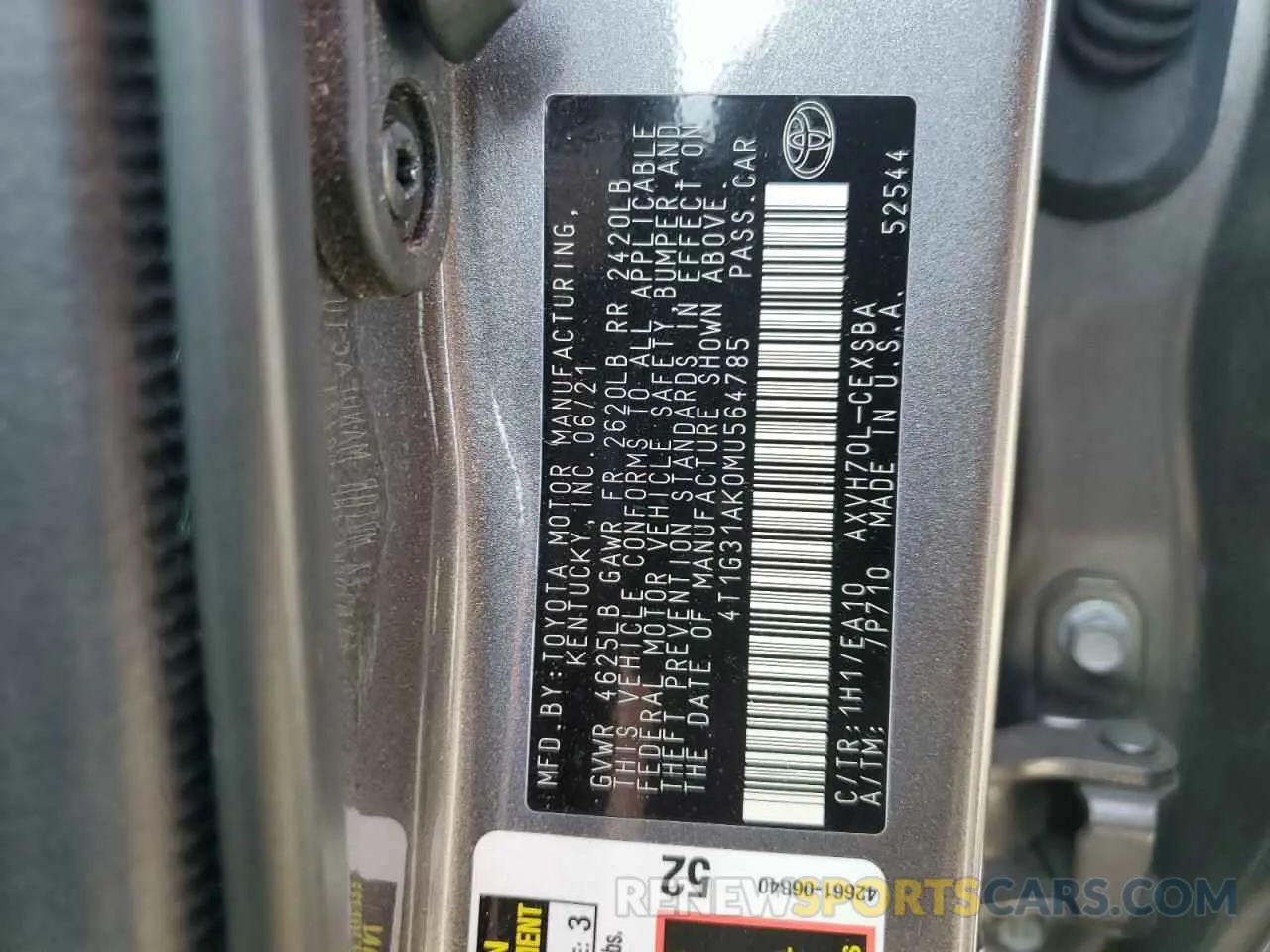 13 Photograph of a damaged car 4T1G31AK0MU564785 TOYOTA CAMRY 2021