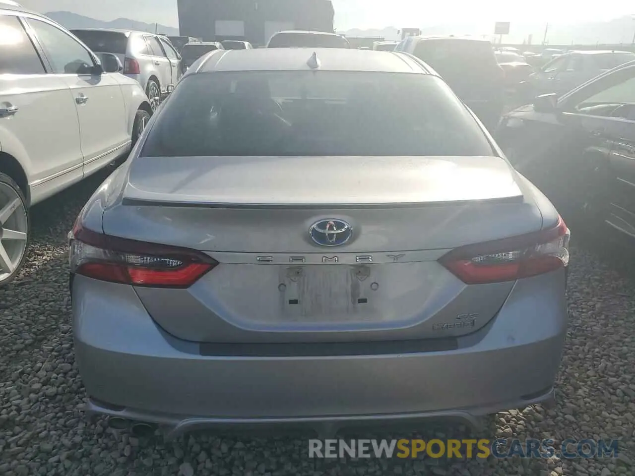 6 Photograph of a damaged car 4T1G31AK4MU567222 TOYOTA CAMRY 2021