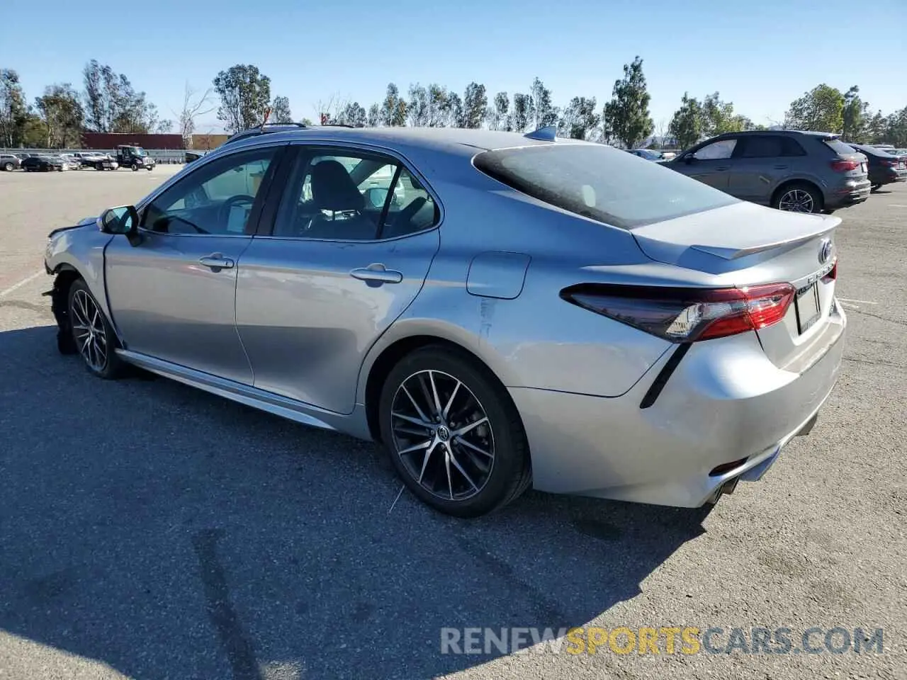 2 Photograph of a damaged car 4T1G31AK4MU569634 TOYOTA CAMRY 2021