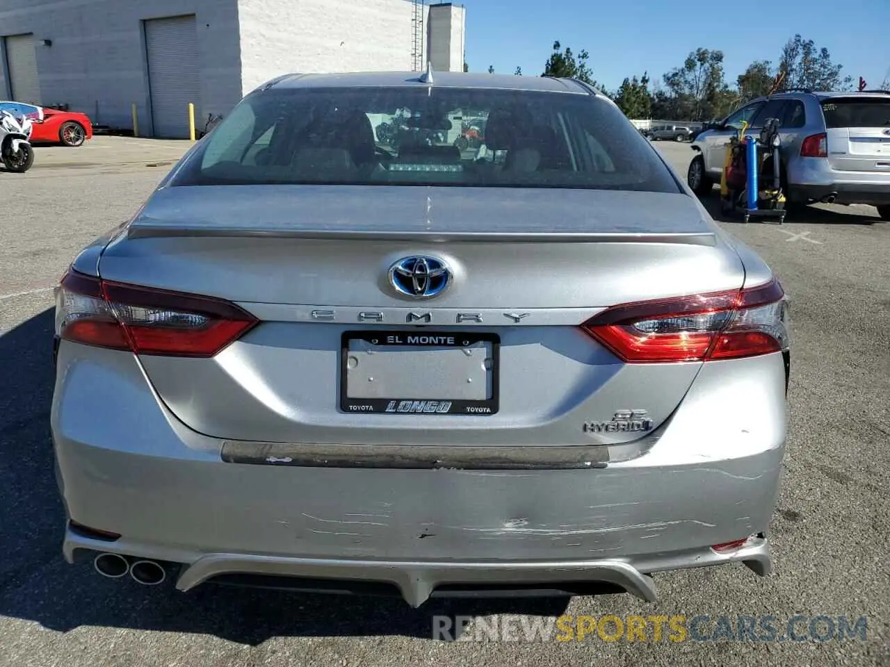 6 Photograph of a damaged car 4T1G31AK4MU569634 TOYOTA CAMRY 2021