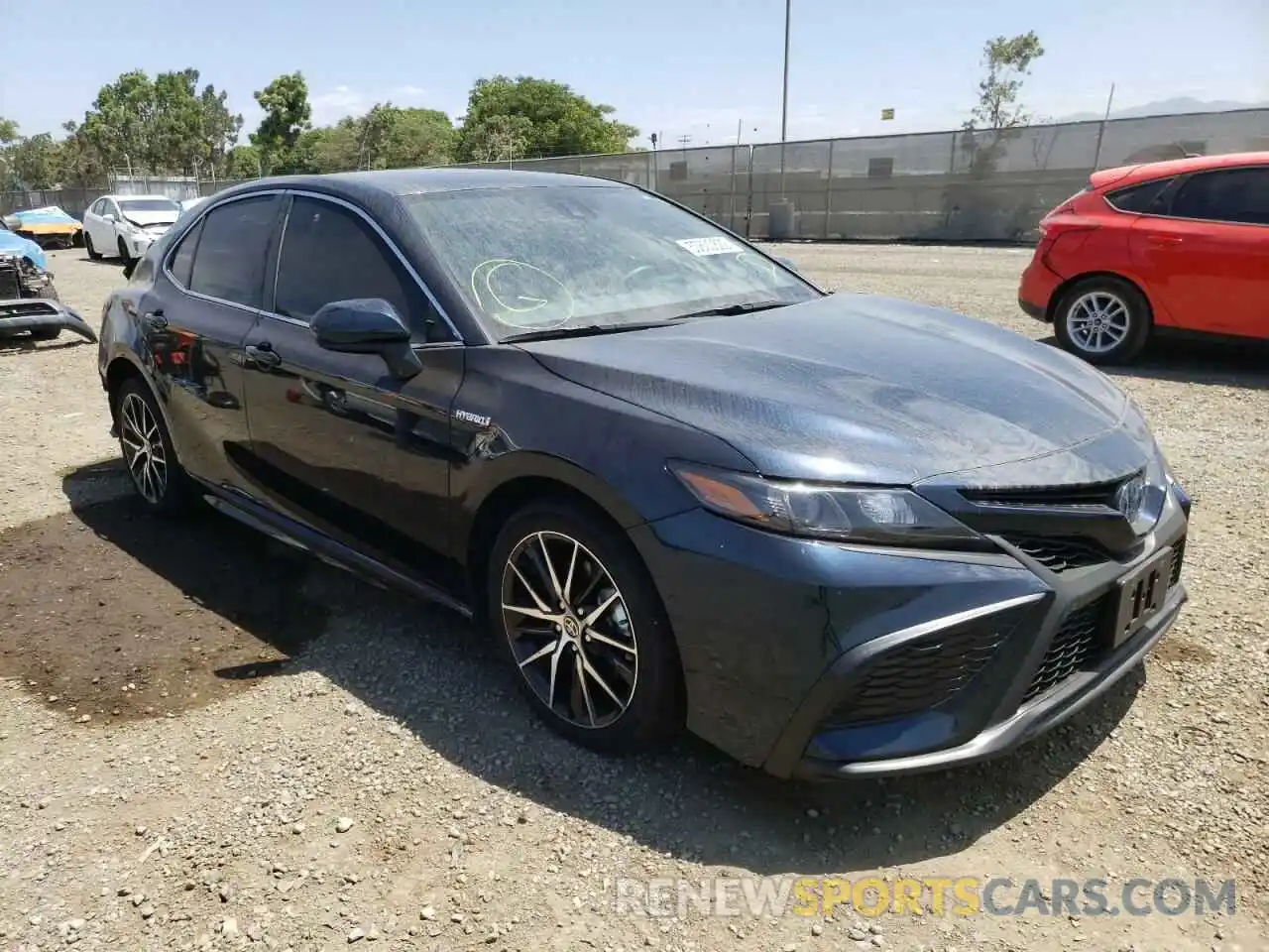 1 Photograph of a damaged car 4T1G31AK5MU565401 TOYOTA CAMRY 2021