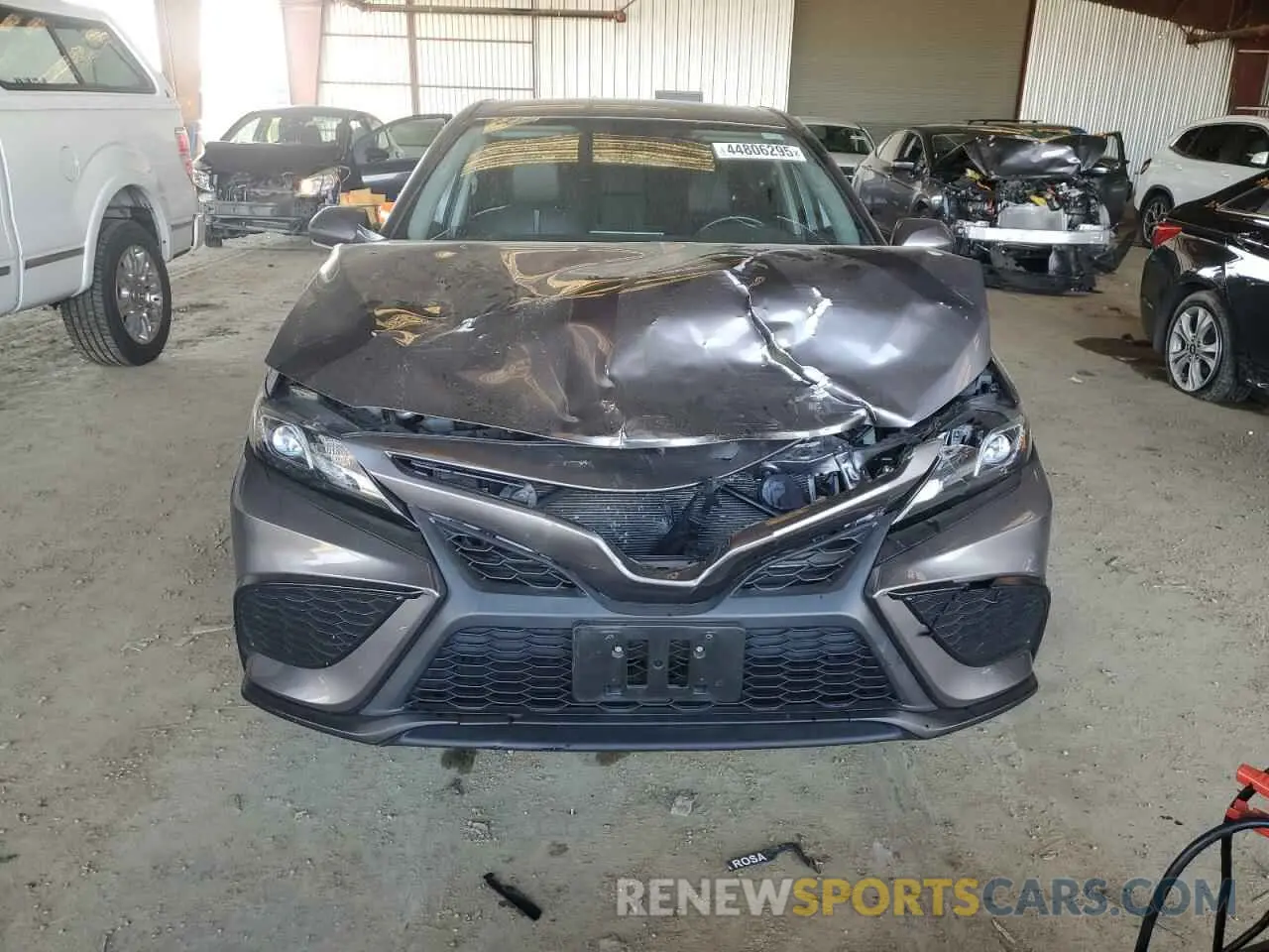 5 Photograph of a damaged car 4T1G31AK5MU566466 TOYOTA CAMRY 2021