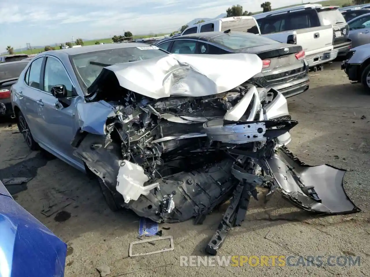 4 Photograph of a damaged car 4T1G31AK9MU025694 TOYOTA CAMRY 2021