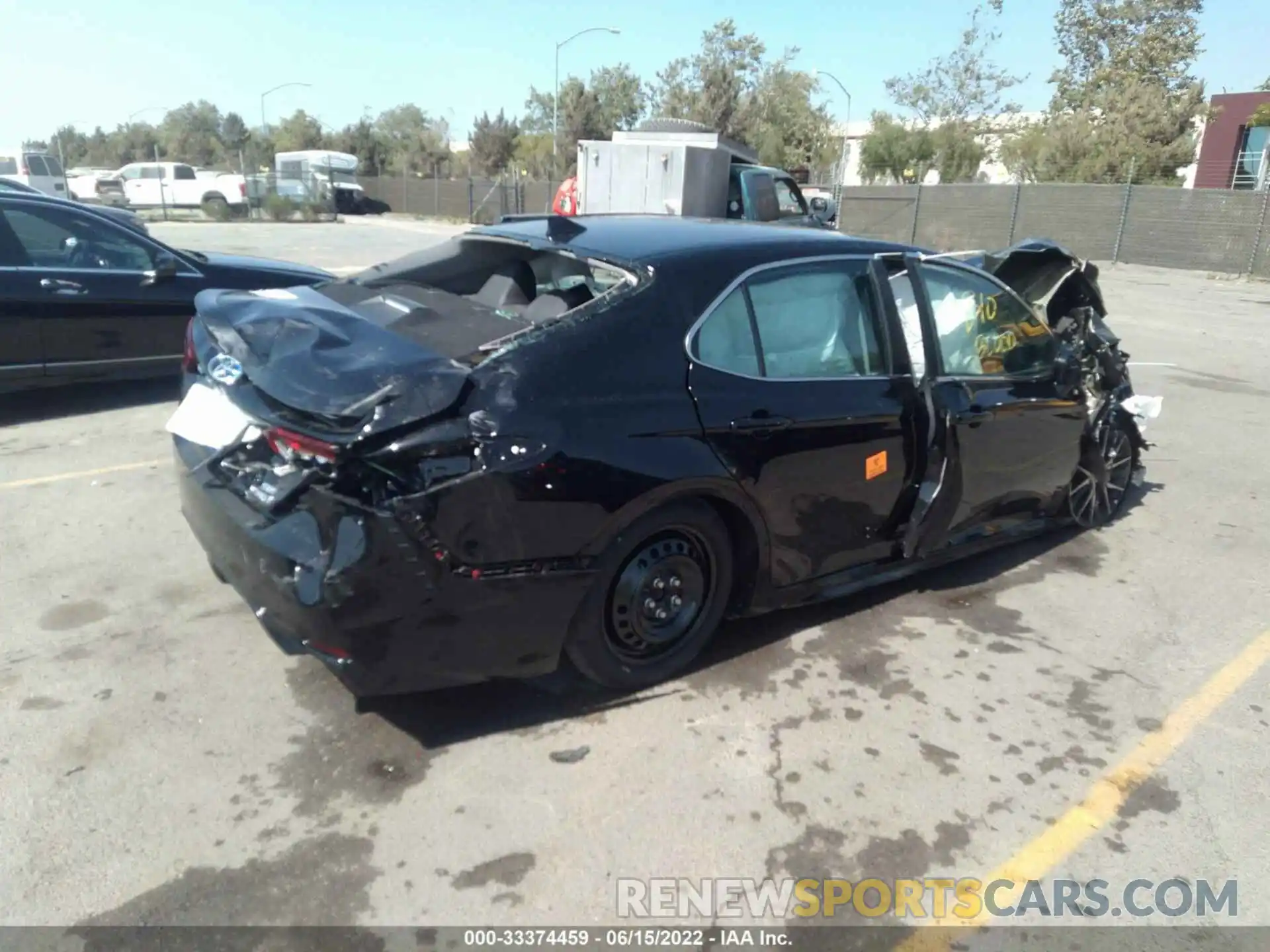 4 Photograph of a damaged car 4T1G31AK9MU565451 TOYOTA CAMRY 2021