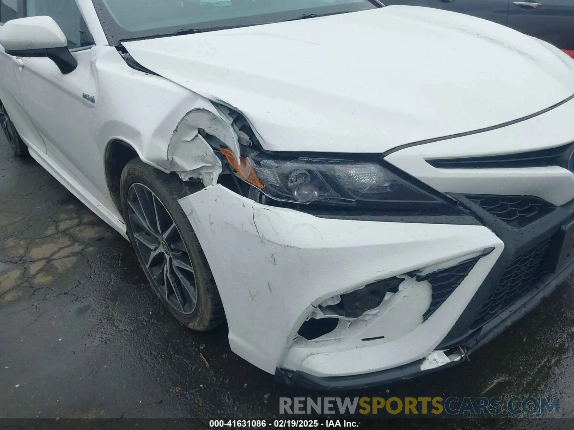 6 Photograph of a damaged car 4T1G31AKXMU024571 TOYOTA CAMRY 2021