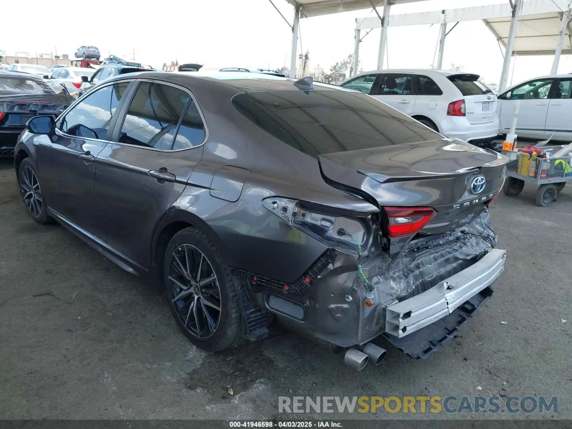 3 Photograph of a damaged car 4T1G31AKXMU028863 TOYOTA CAMRY 2021