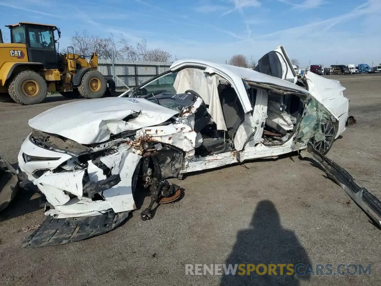 1 Photograph of a damaged car 4T1G31AKXMU555544 TOYOTA CAMRY 2021