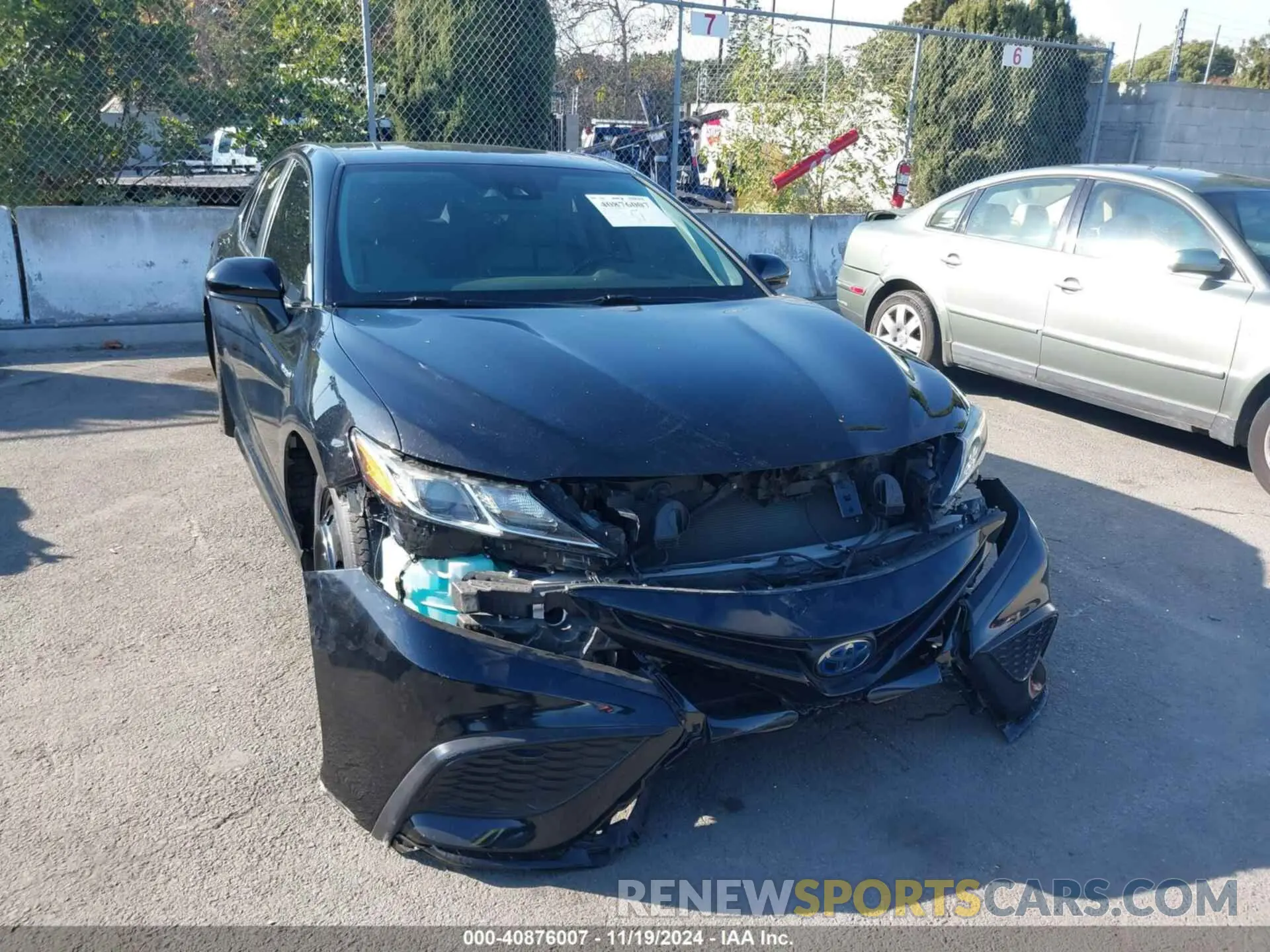 6 Photograph of a damaged car 4T1G31AKXMU568813 TOYOTA CAMRY 2021