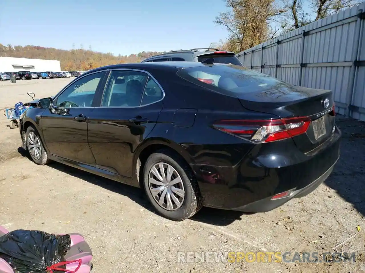 3 Photograph of a damaged car 4T1H31AK4MU553468 TOYOTA CAMRY 2021