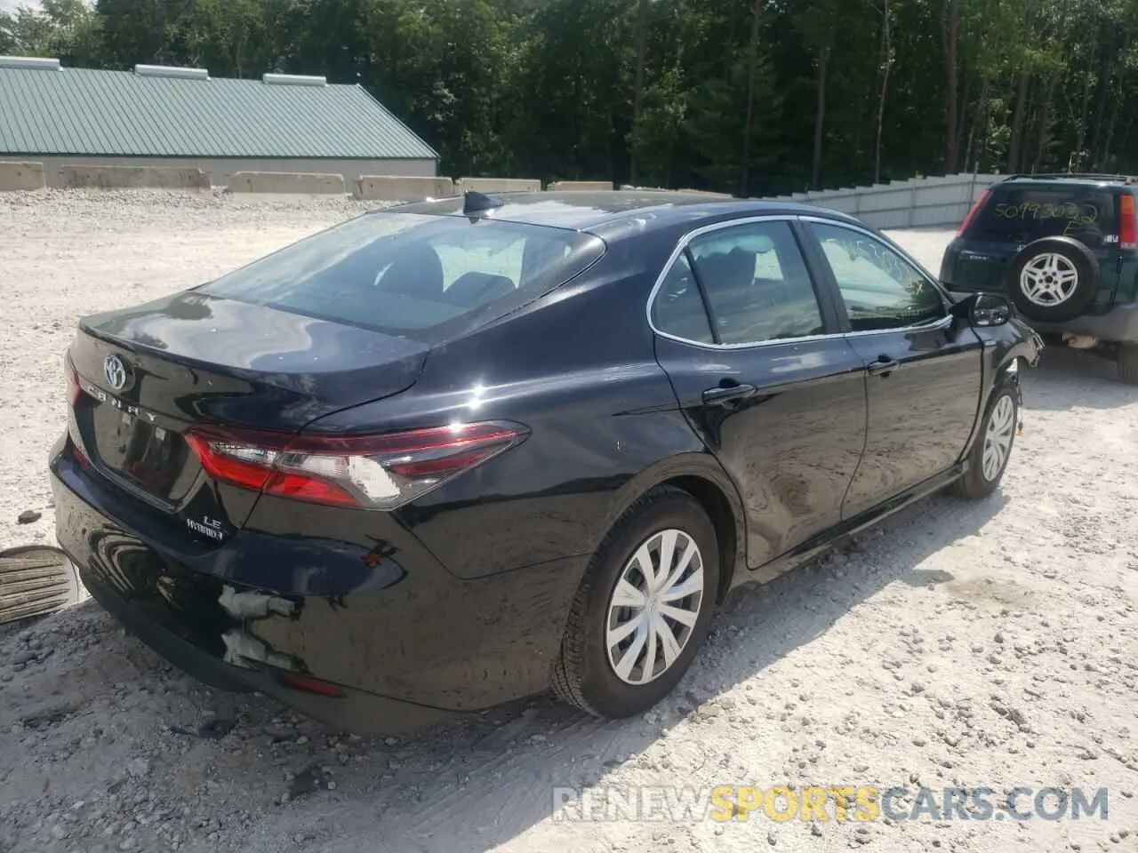 4 Photograph of a damaged car 4T1H31AK5MU566181 TOYOTA CAMRY 2021