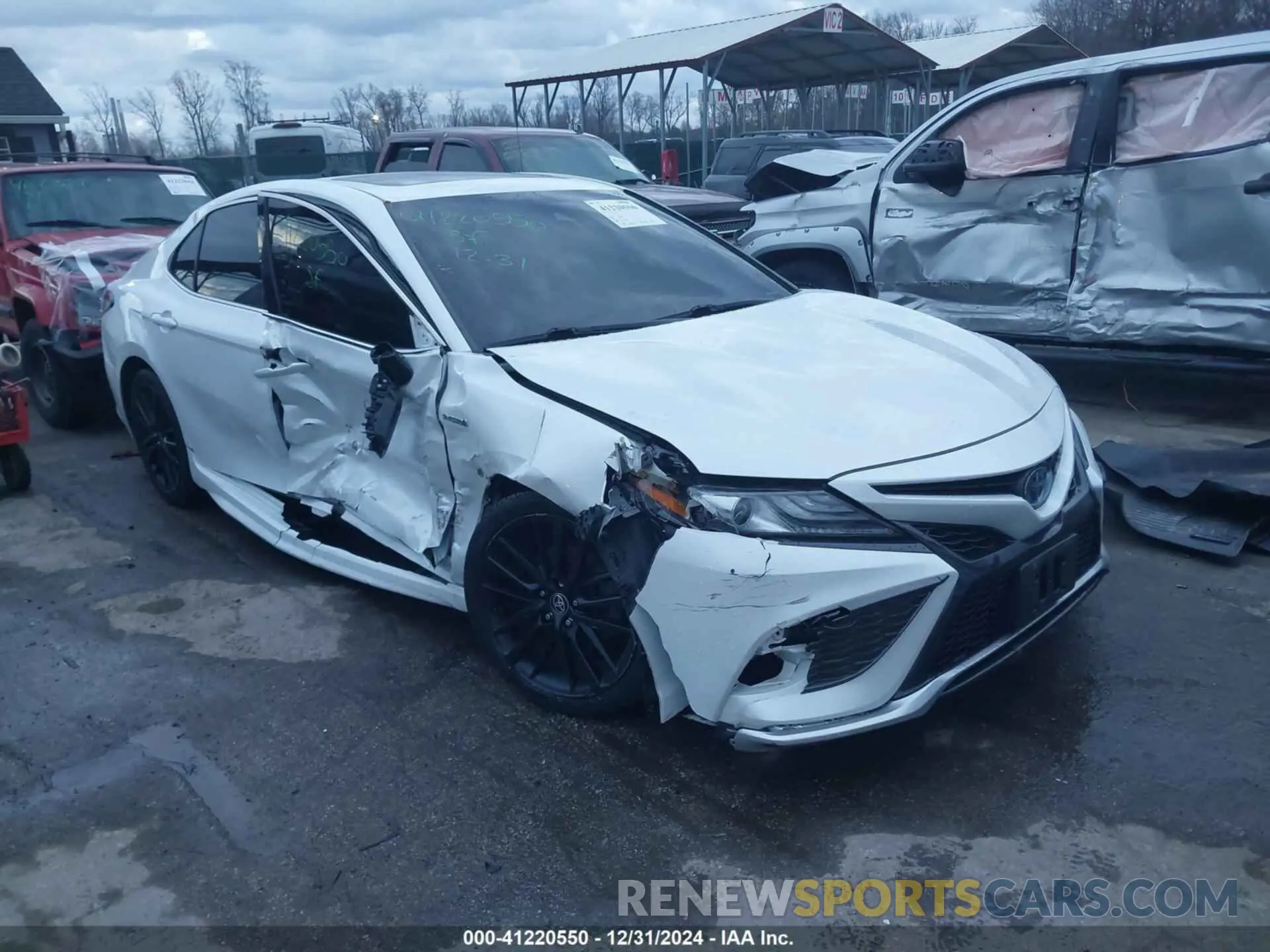 1 Photograph of a damaged car 4T1K31AK0MU552520 TOYOTA CAMRY 2021