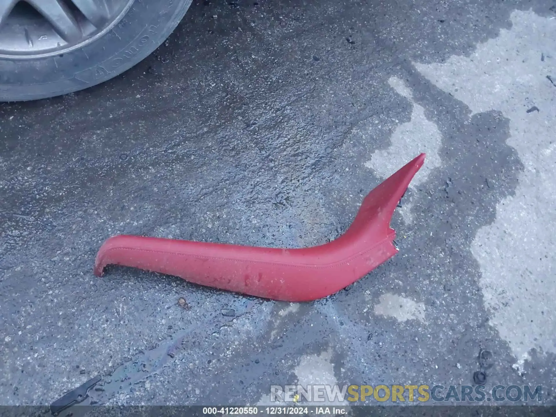 11 Photograph of a damaged car 4T1K31AK0MU552520 TOYOTA CAMRY 2021