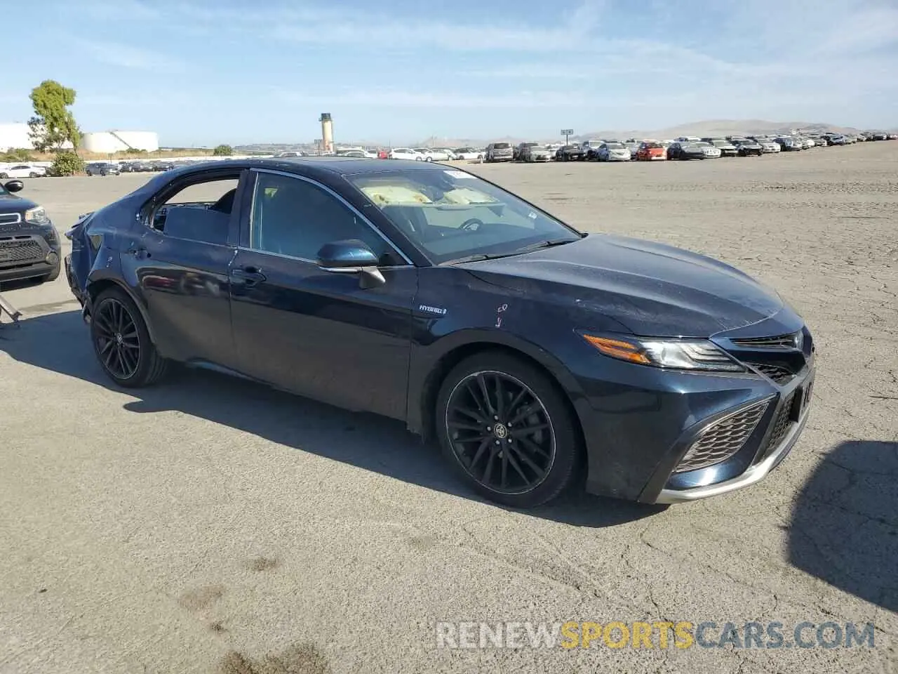 4 Photograph of a damaged car 4T1K31AK1MU022816 TOYOTA CAMRY 2021