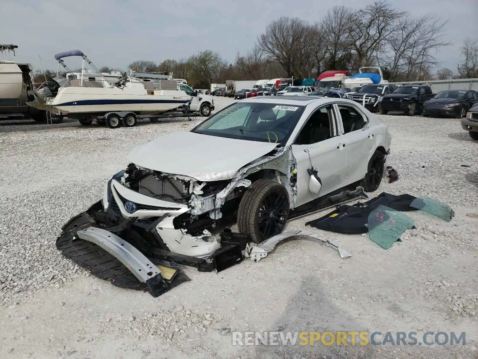 2 Photograph of a damaged car 4T1K31AK1MU552672 TOYOTA CAMRY 2021