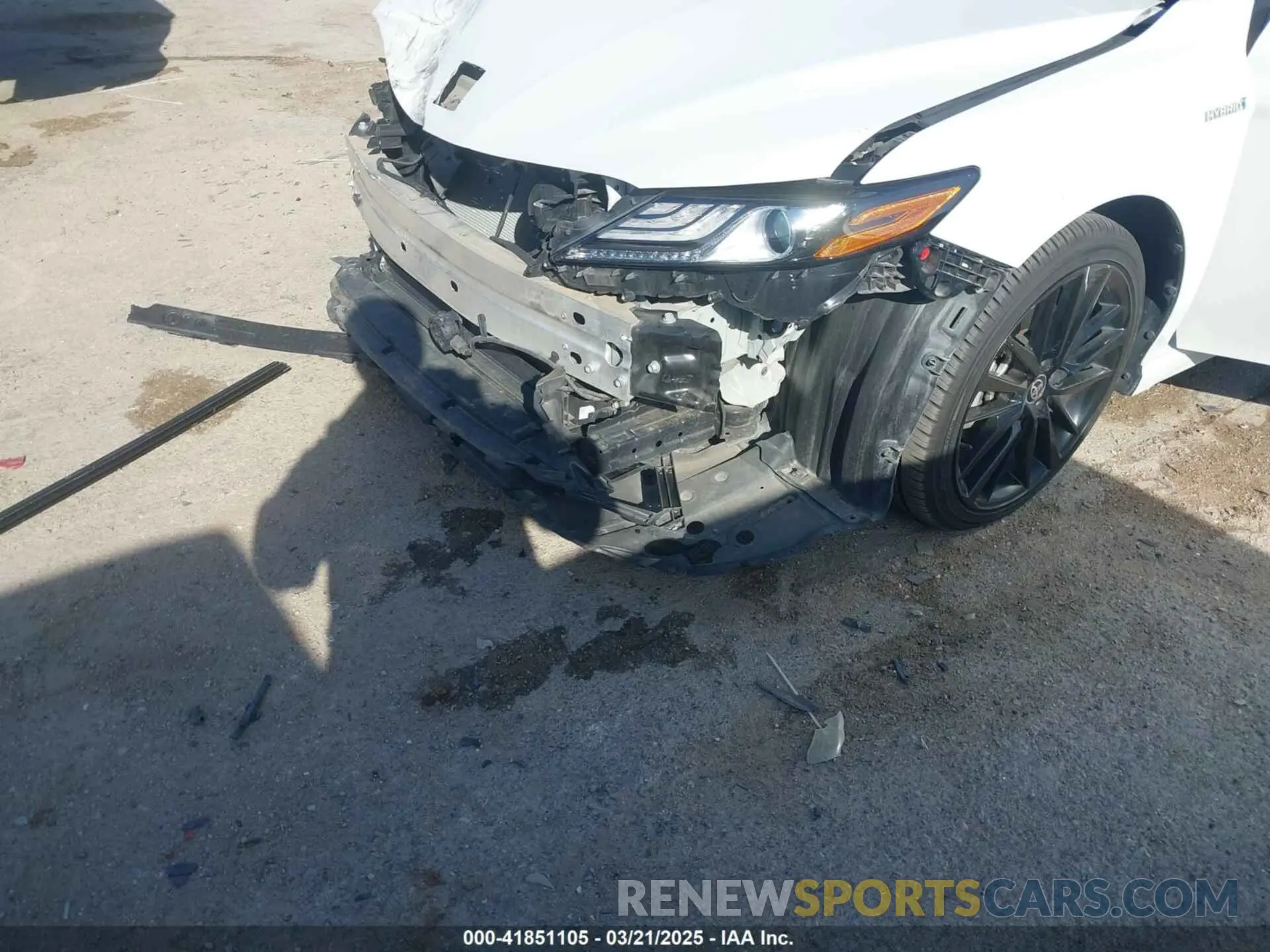 6 Photograph of a damaged car 4T1K31AK2MU020038 TOYOTA CAMRY 2021